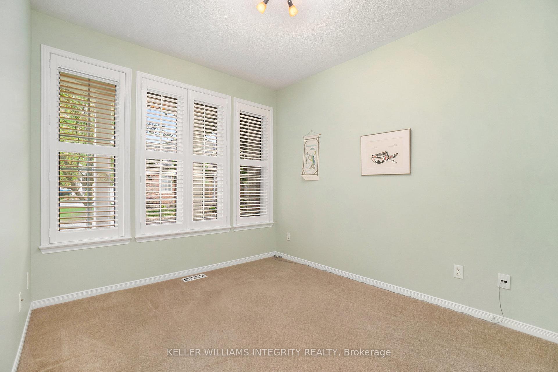 Photo 18 of 118 Heathercrest Private, Ottawa, Barrhaven - Stonebridge — HOMEH
