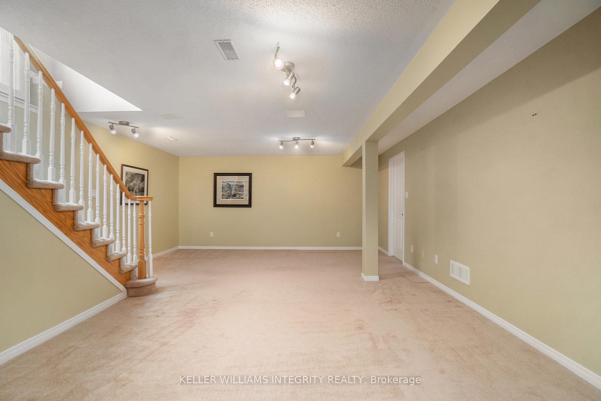 Photo 23 of 118 Heathercrest Private, Ottawa, Barrhaven - Stonebridge — HOMEH