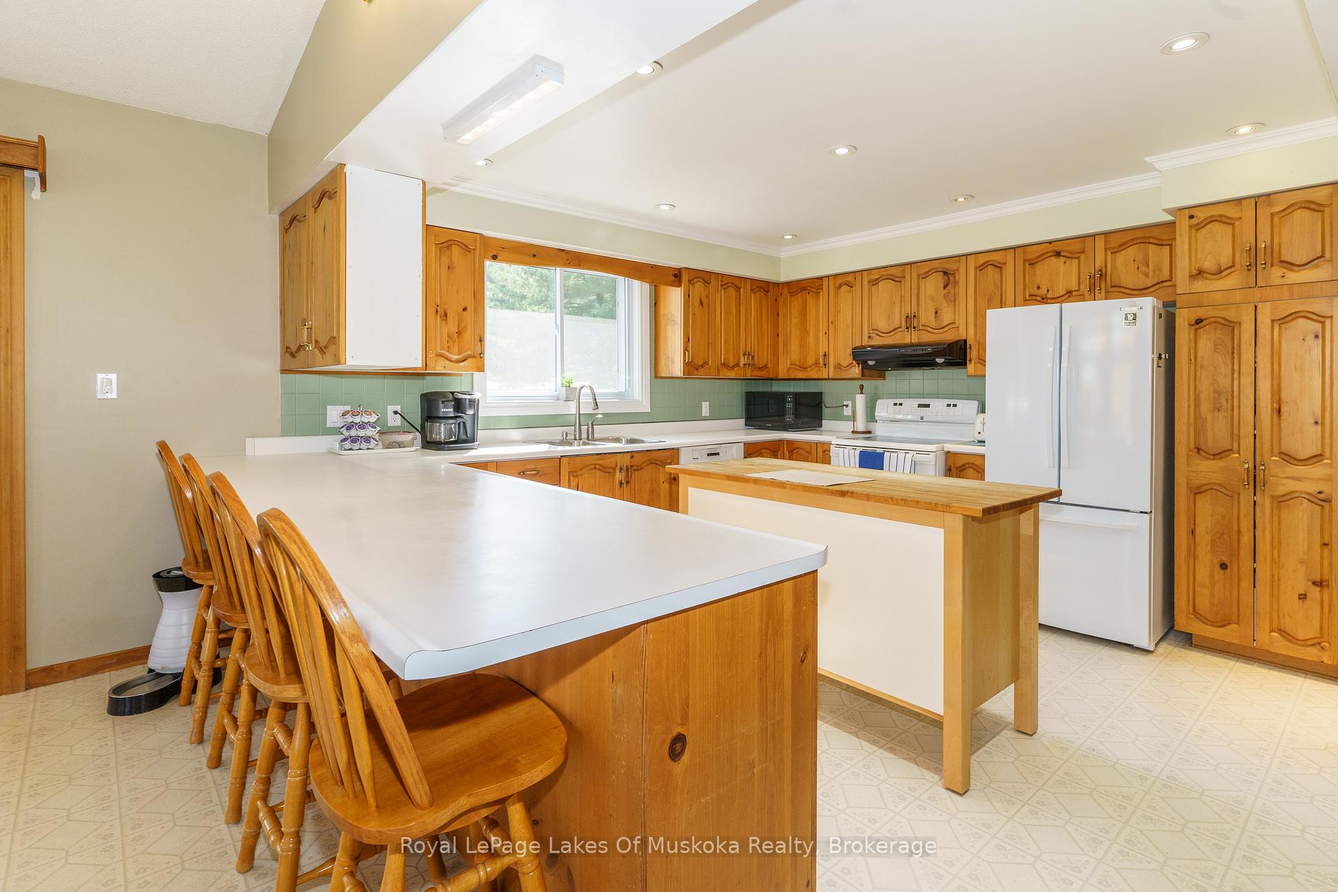 Photo 8 of 1394 Reay Road, Gravenhurst, Muskoka (S) — HOMEH