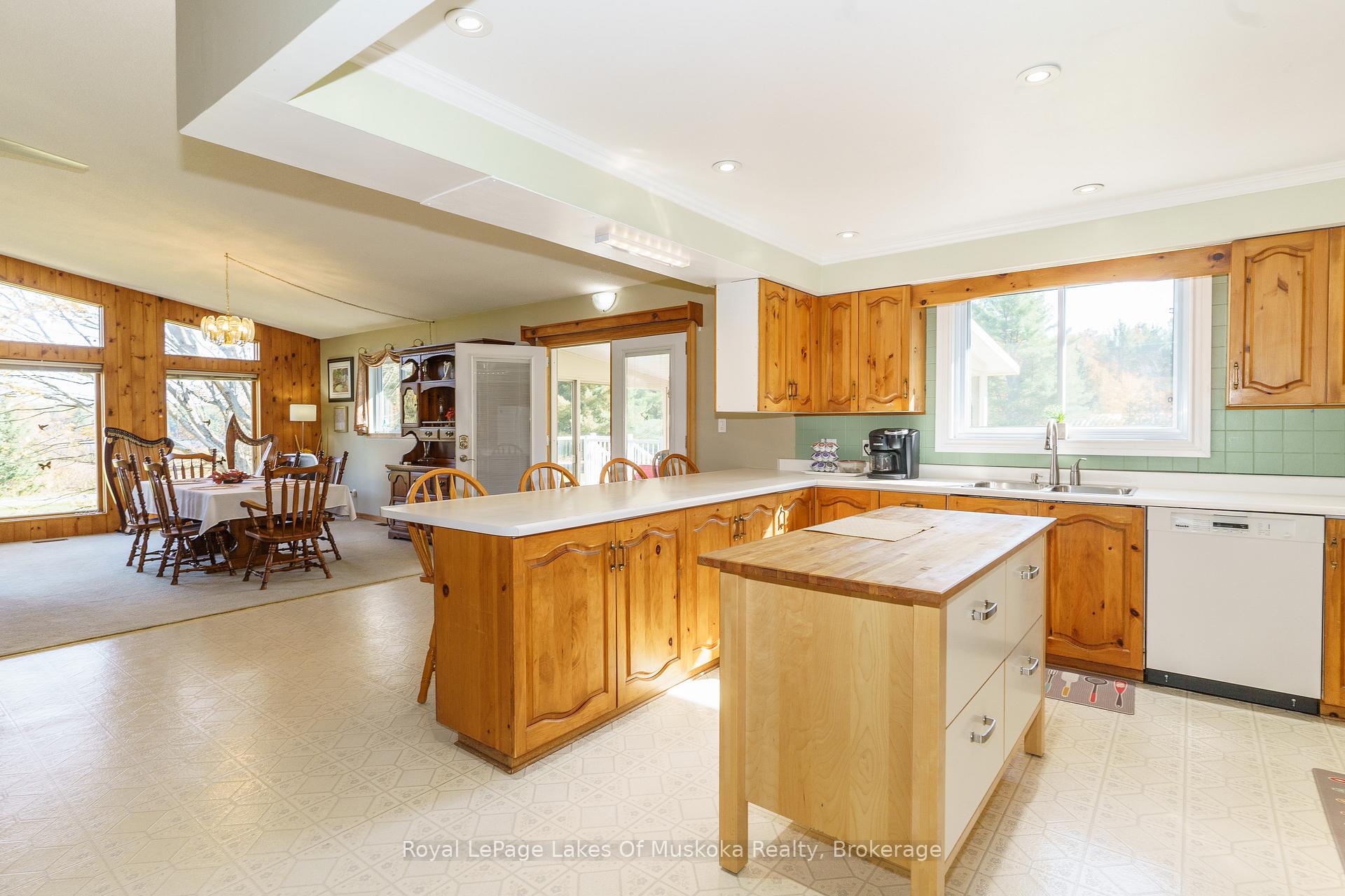 Photo 9 of 1394 Reay Road, Gravenhurst, Muskoka (S) — HOMEH