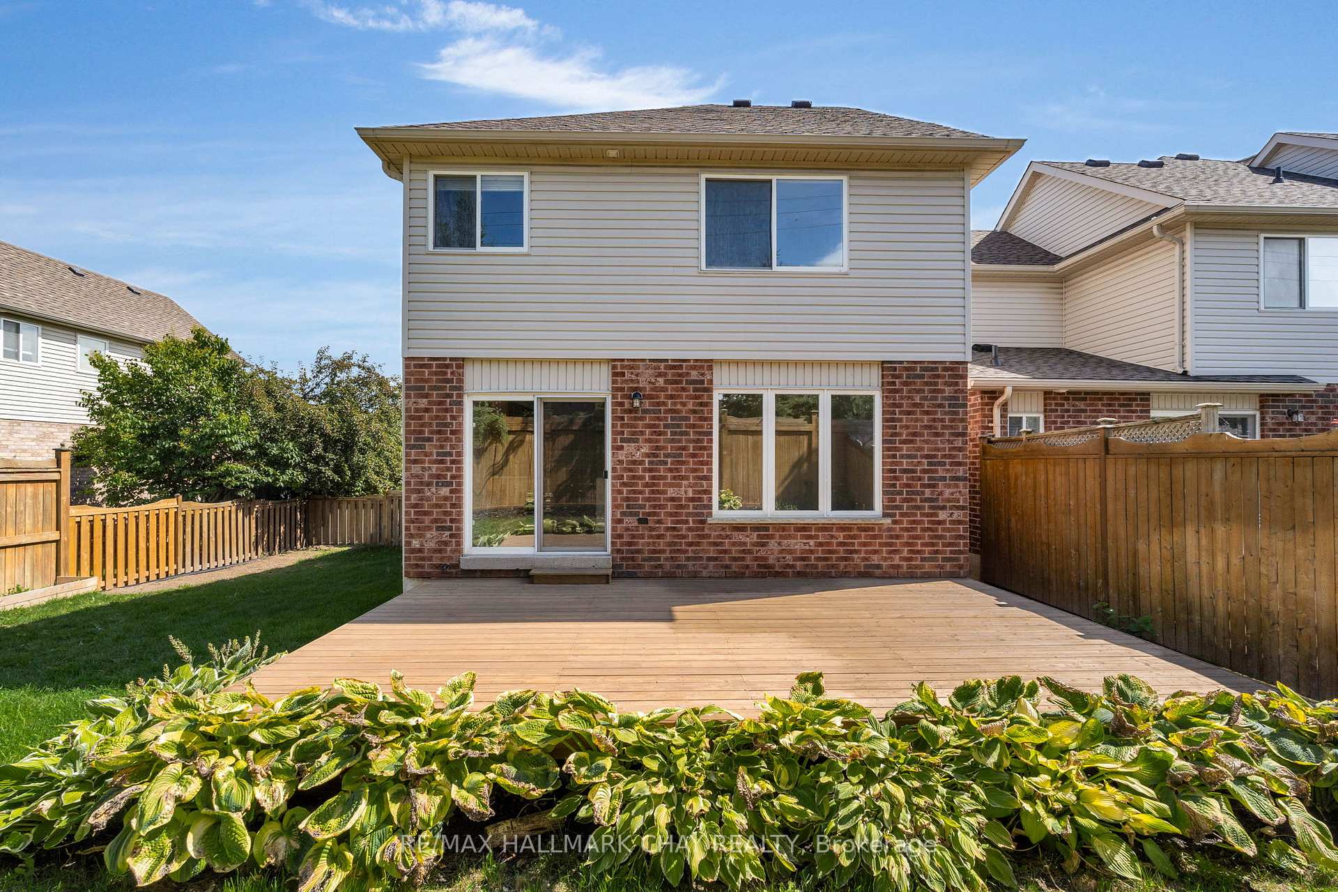 Photo 33 of 97 Bentley Crescent, Barrie, 400 West — HOMEH