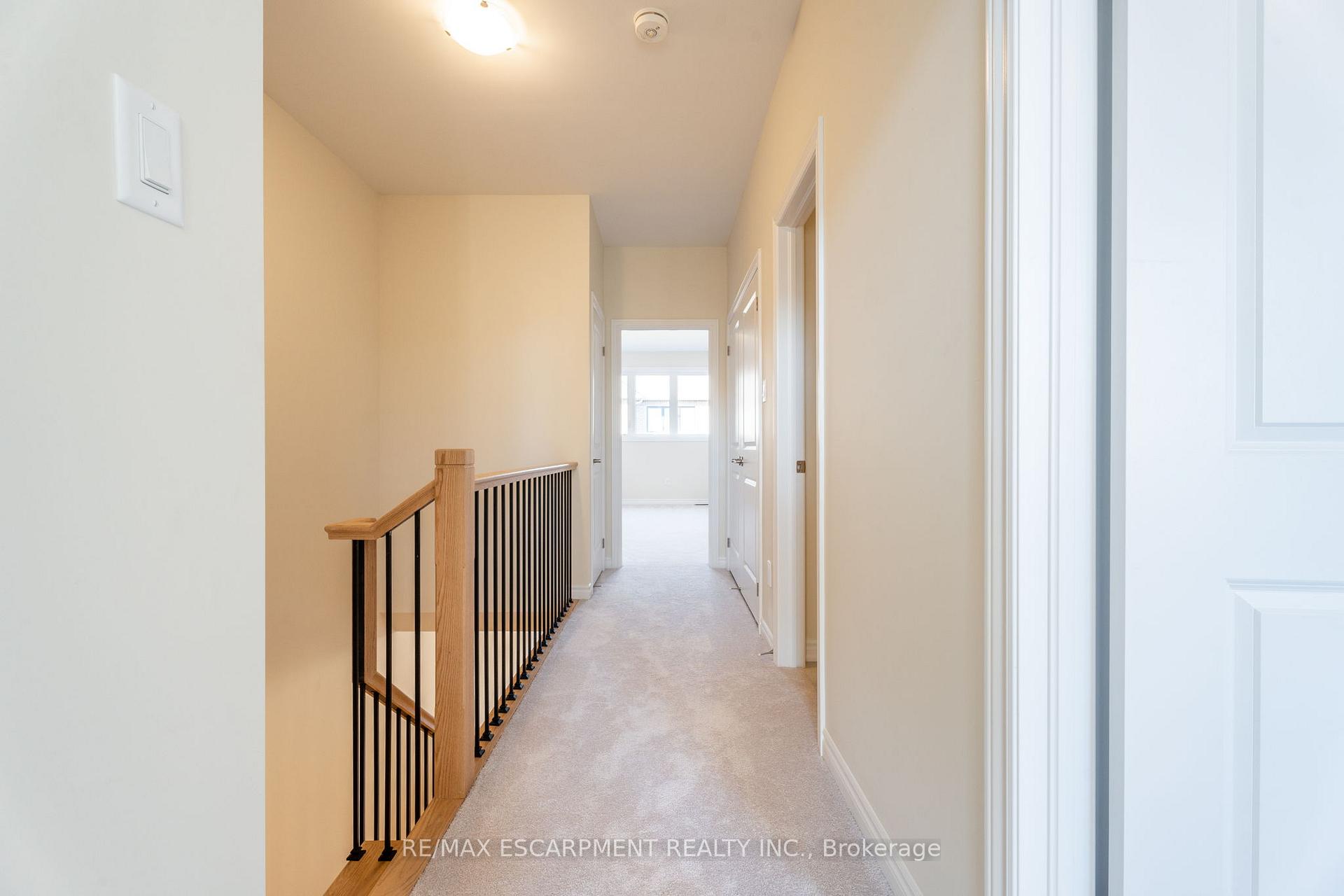 Photo 14 of 1405 Oakmont Common, Burlington, Tyandaga — HOMEH