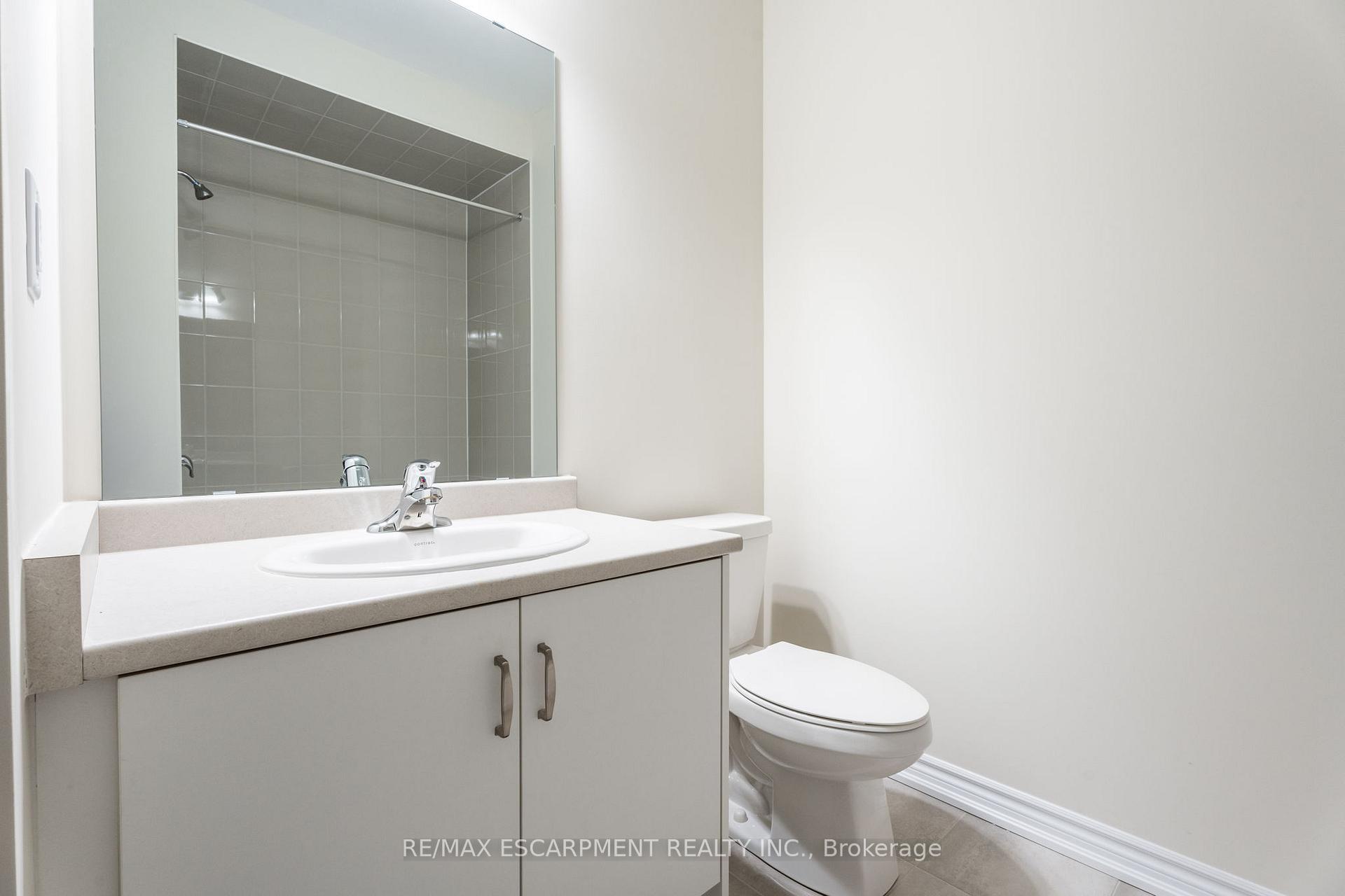 Photo 18 of 1405 Oakmont Common, Burlington, Tyandaga — HOMEH