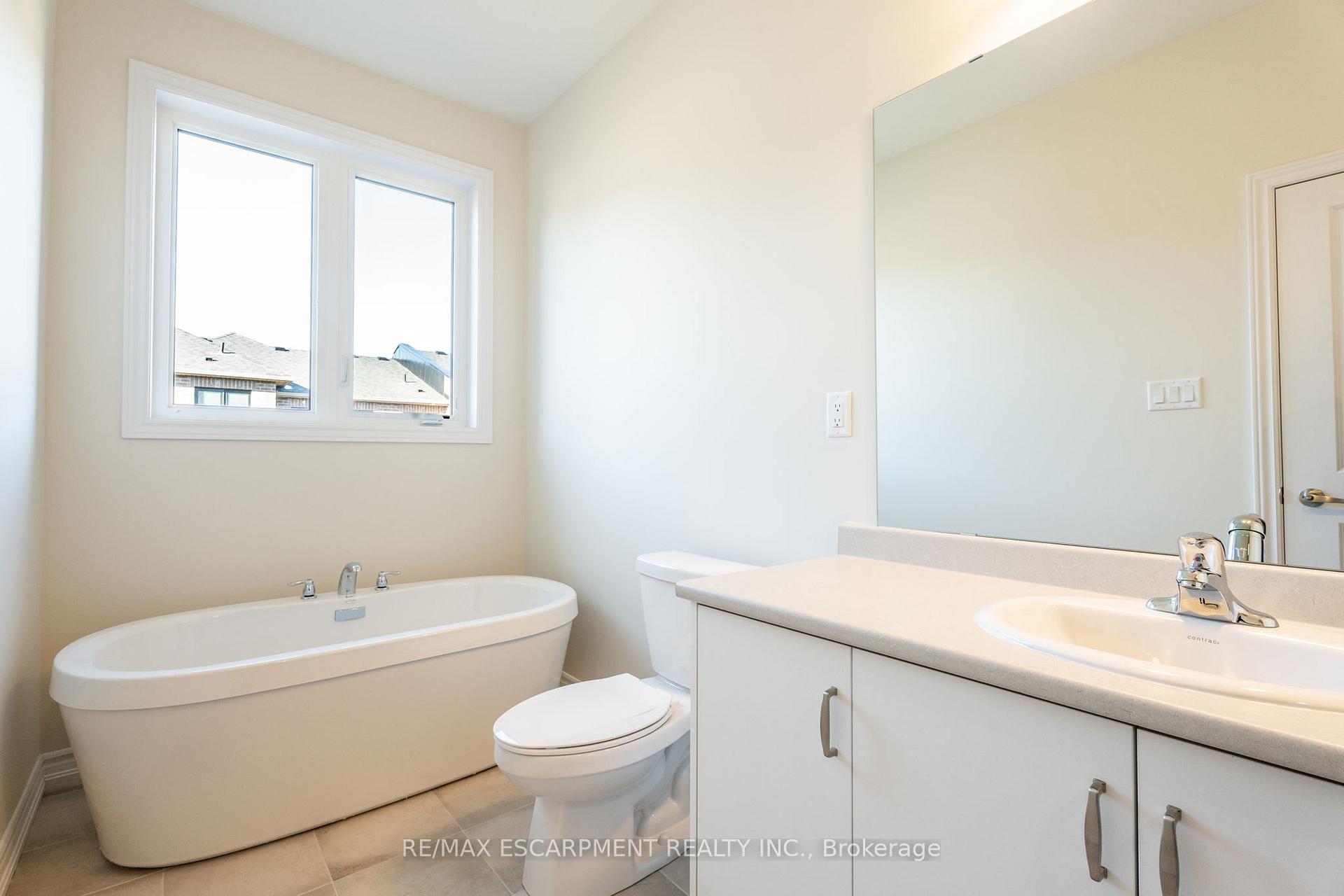 Photo 24 of 1405 Oakmont Common, Burlington, Tyandaga — HOMEH