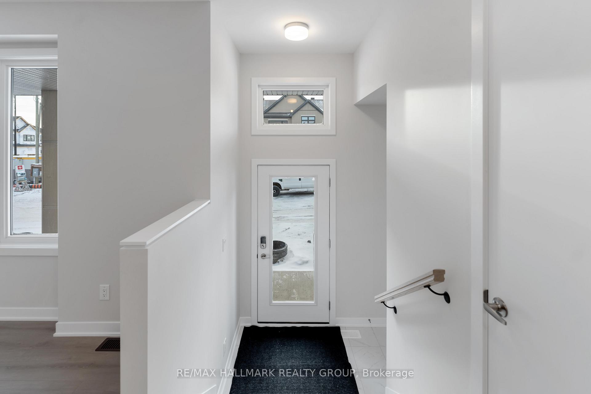 Photo 2 of 203 Beebalm Crescent, Ottawa, Barrhaven - Half Moon Bay — HOMEH