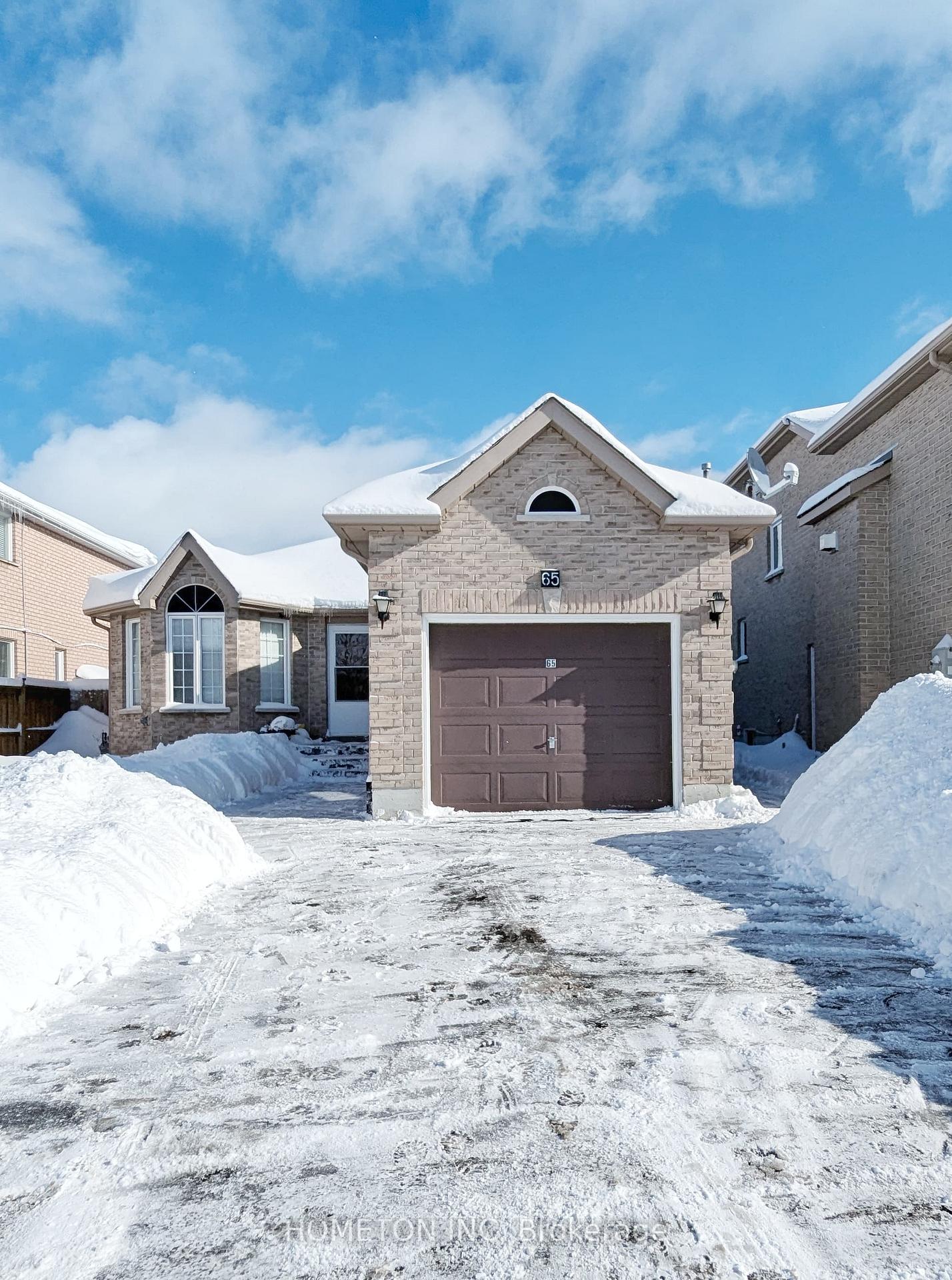 Front of Unit (UPPER Level), 65 Wismer Avenue