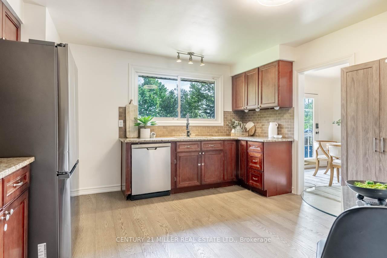 Photo 11 of 334 Freelton Road, Hamilton, Freelton — HOMEH