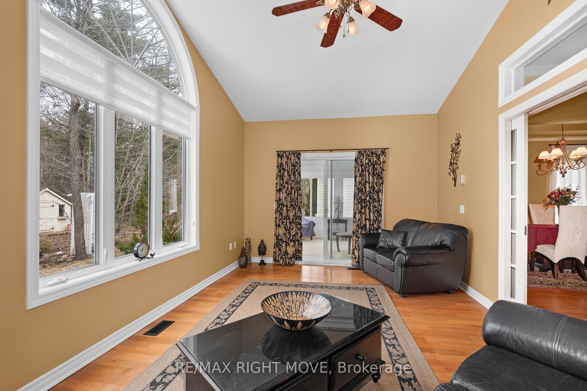Photo 13 of 144 Hedgewood Lane, Gravenhurst, Muskoka (S) — HOMEH