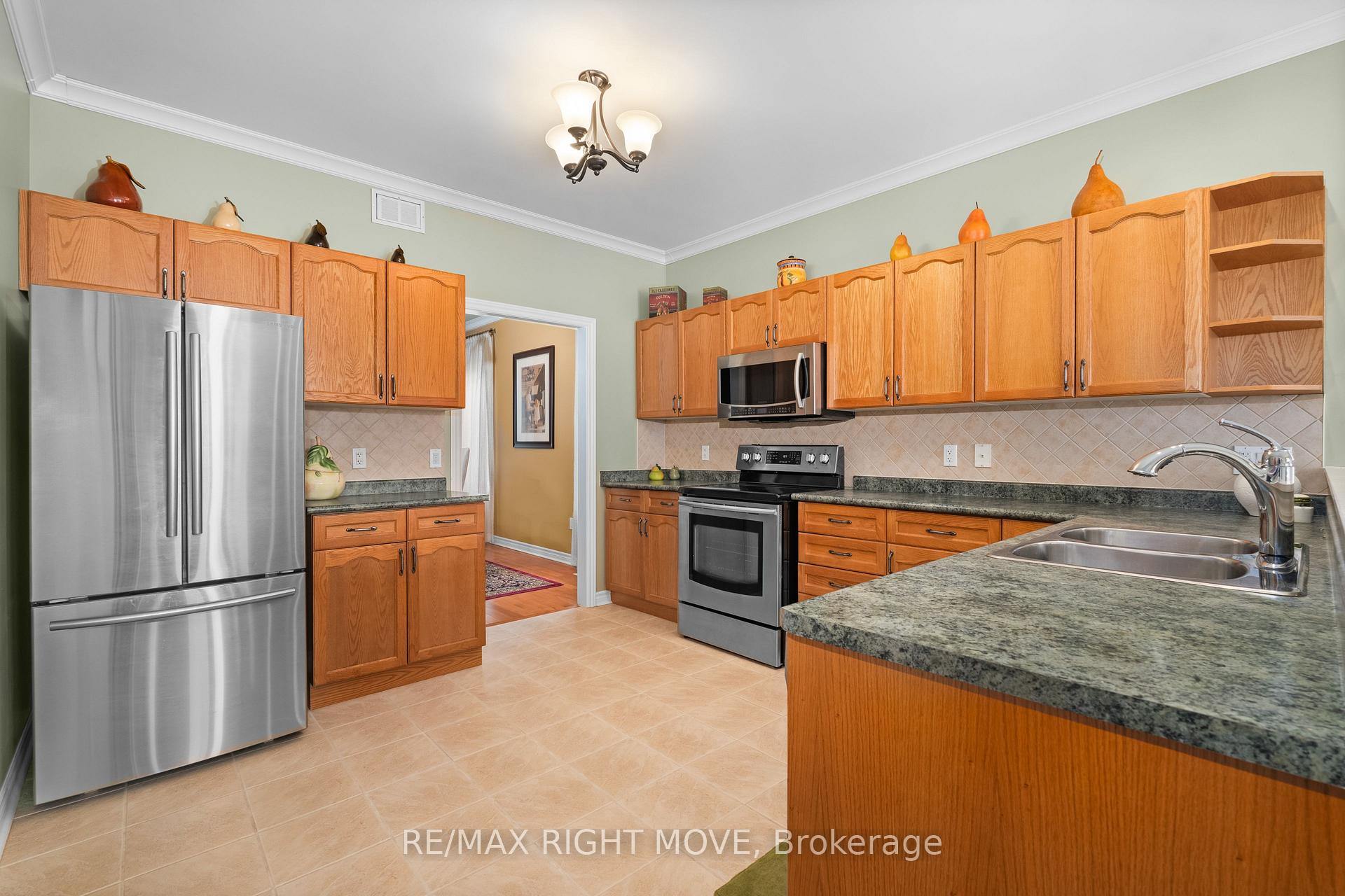 Photo 18 of 144 Hedgewood Lane, Gravenhurst, Muskoka (S) — HOMEH