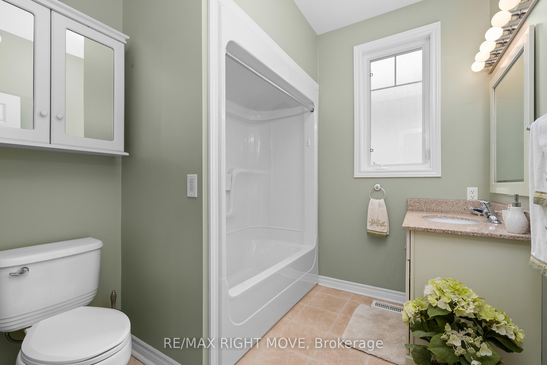 Photo 29 of 144 Hedgewood Lane, Gravenhurst, Muskoka (S) — HOMEH