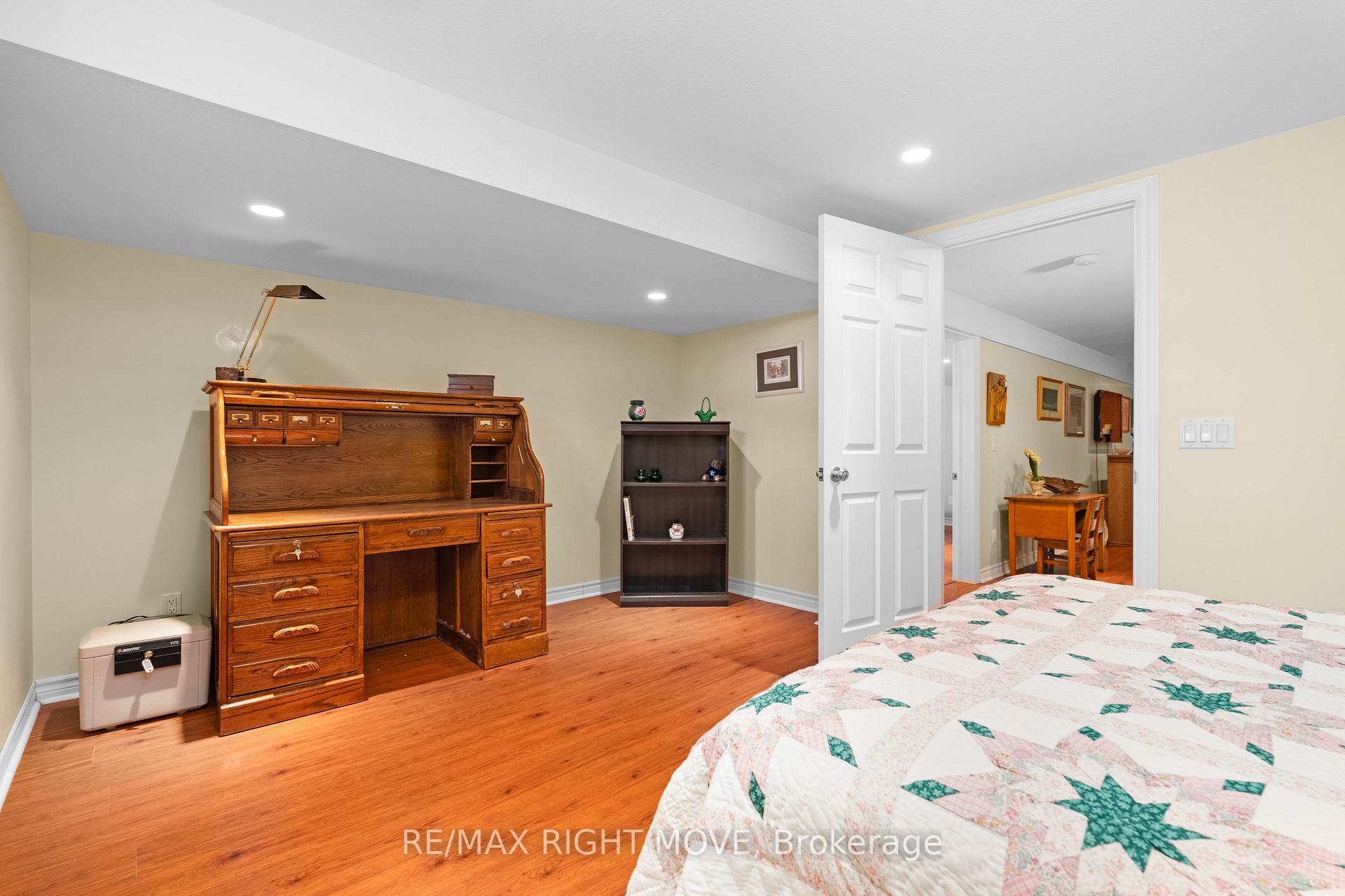 Photo 35 of 144 Hedgewood Lane, Gravenhurst, Muskoka (S) — HOMEH