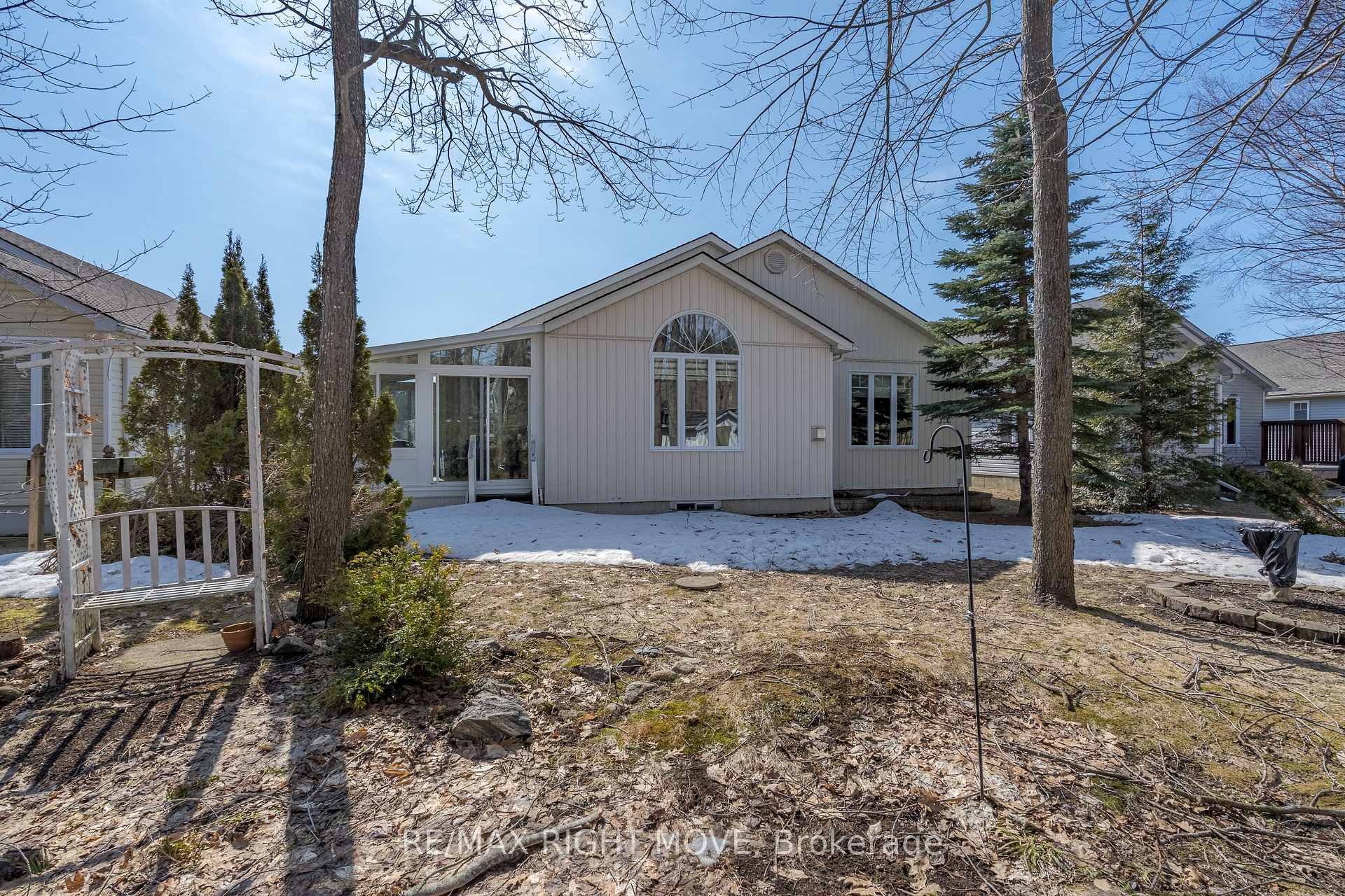 Photo 40 of 144 Hedgewood Lane, Gravenhurst, Muskoka (S) — HOMEH