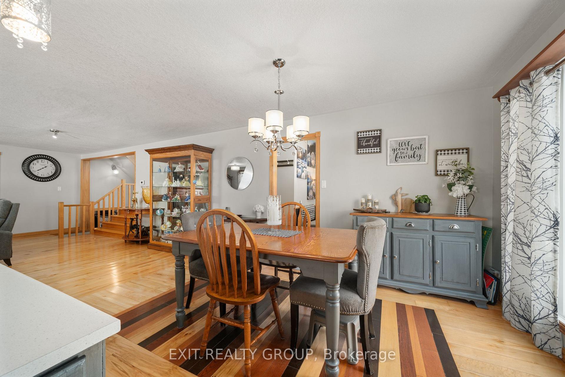 Photo 11 of 705 Wallbridge-Loyalist Road, Belleville, Belleville Ward — HOMEH