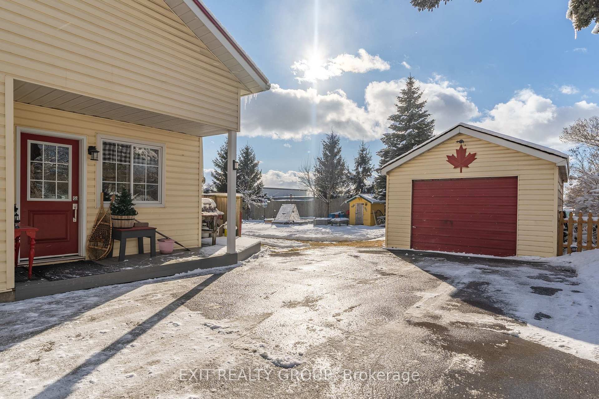 Photo 36 of 705 Wallbridge-Loyalist Road, Belleville, Belleville Ward — HOMEH