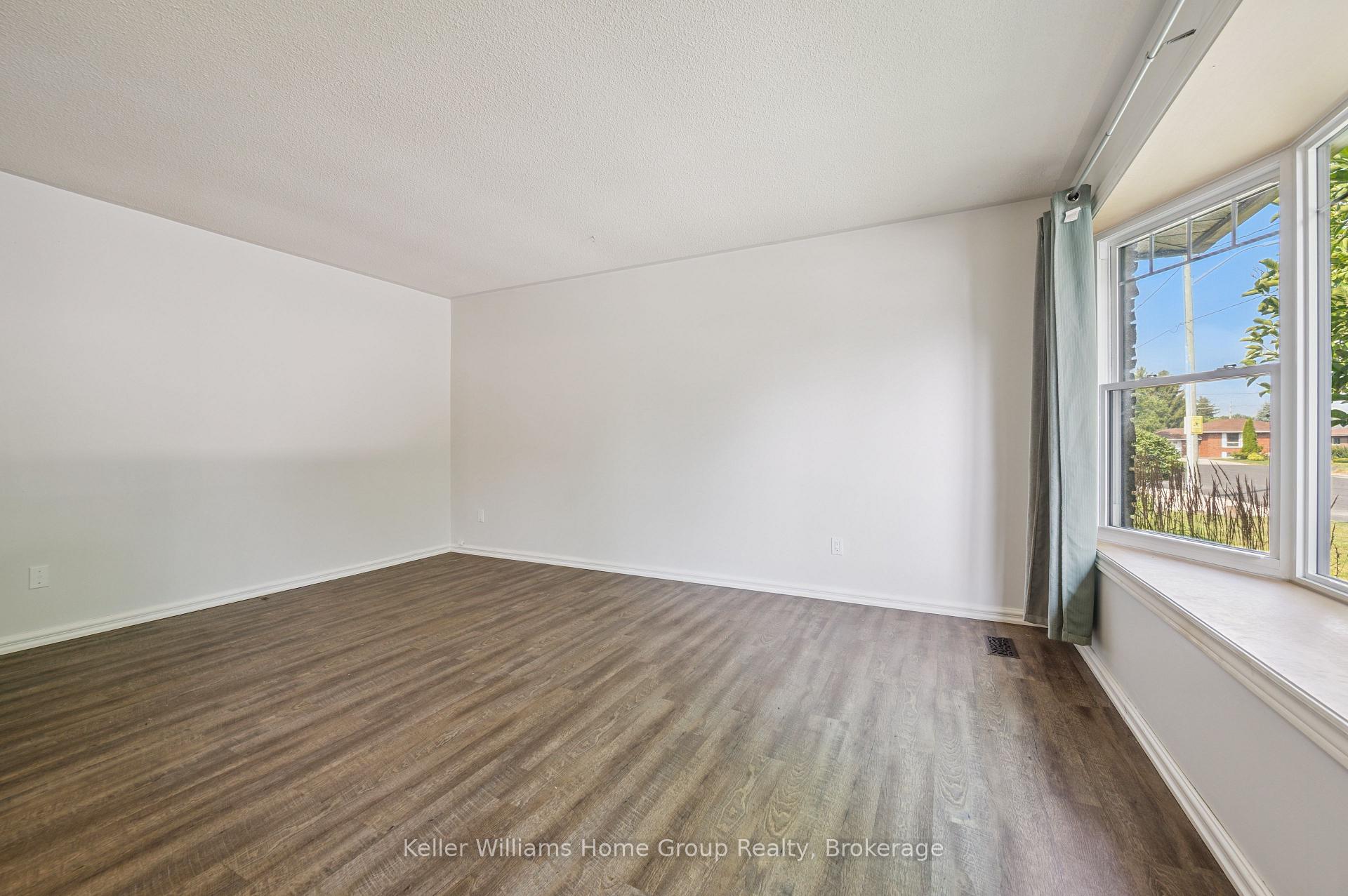 Photo 7 of 475 5th Street, Hanover — HOMEH