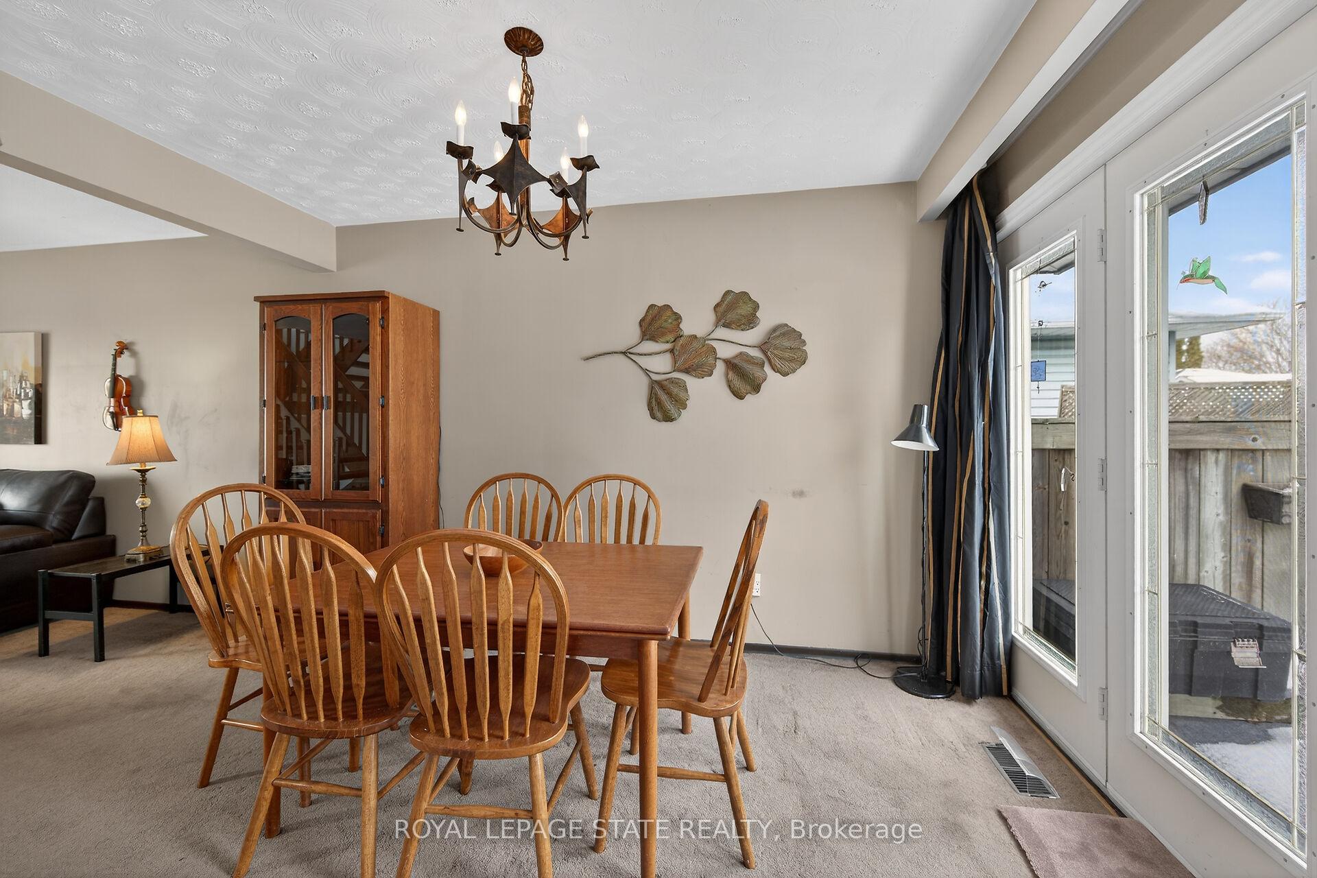 Photo 7 of 356 Cranbrook Drive, Hamilton, Gilkson — HOMEH