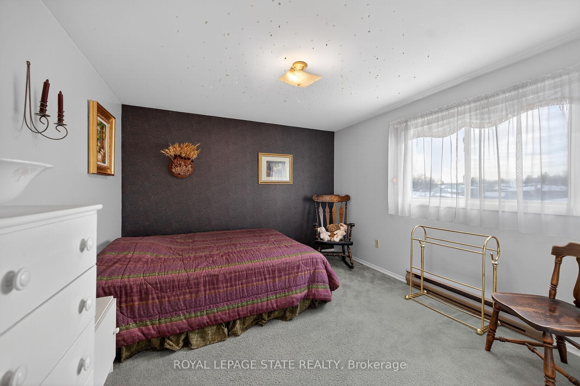 Photo 18 of 356 Cranbrook Drive, Hamilton, Gilkson — HOMEH