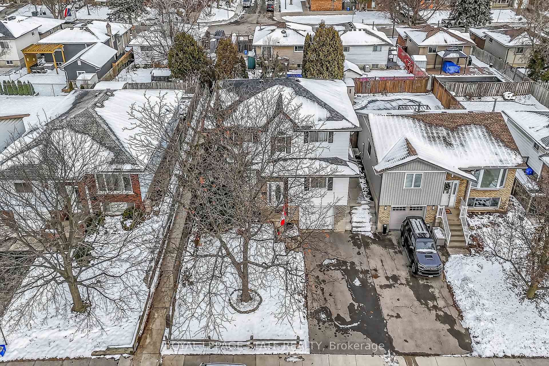 Photo 41 of 356 Cranbrook Drive, Hamilton, Gilkson — HOMEH