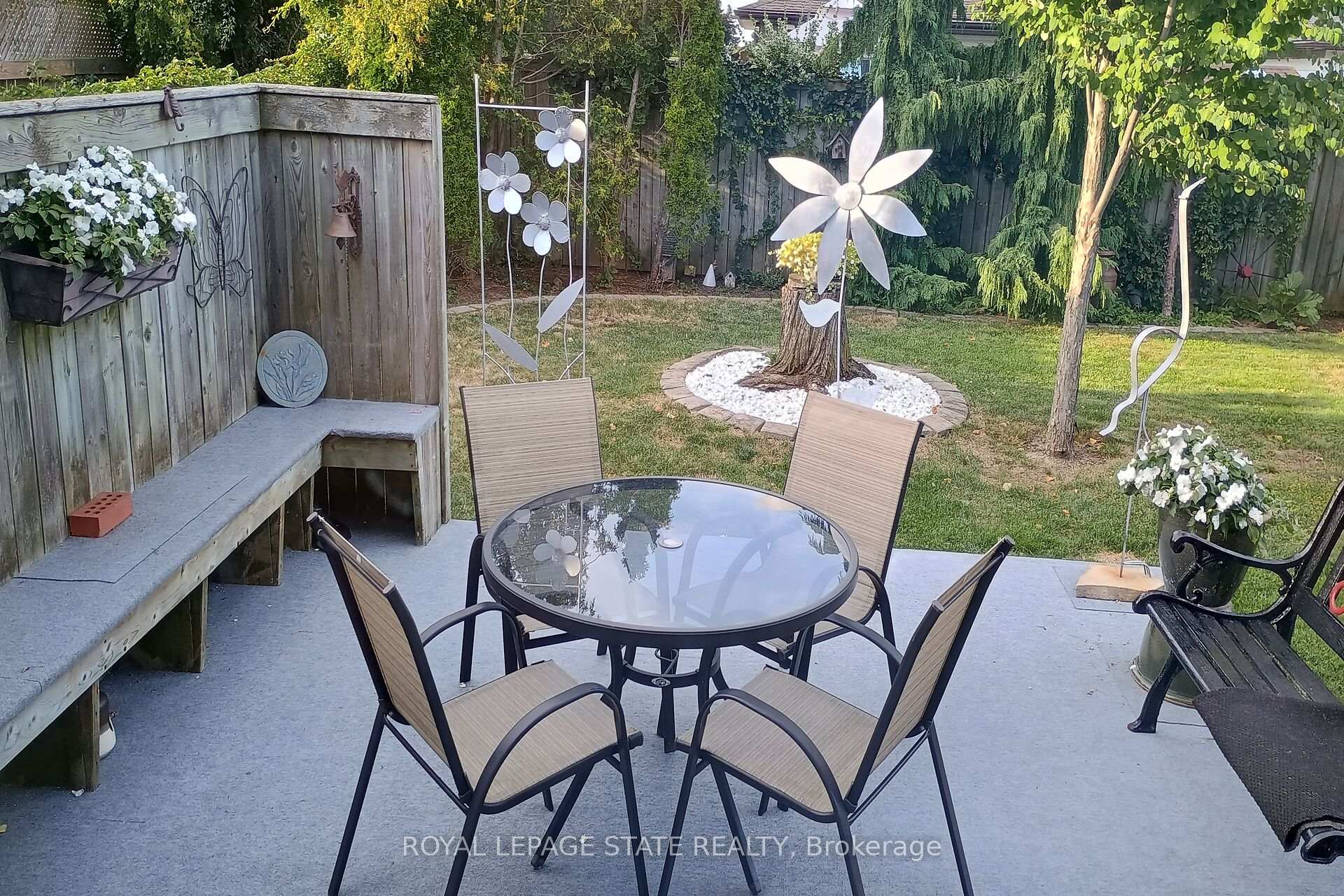 Photo 49 of 356 Cranbrook Drive, Hamilton, Gilkson — HOMEH