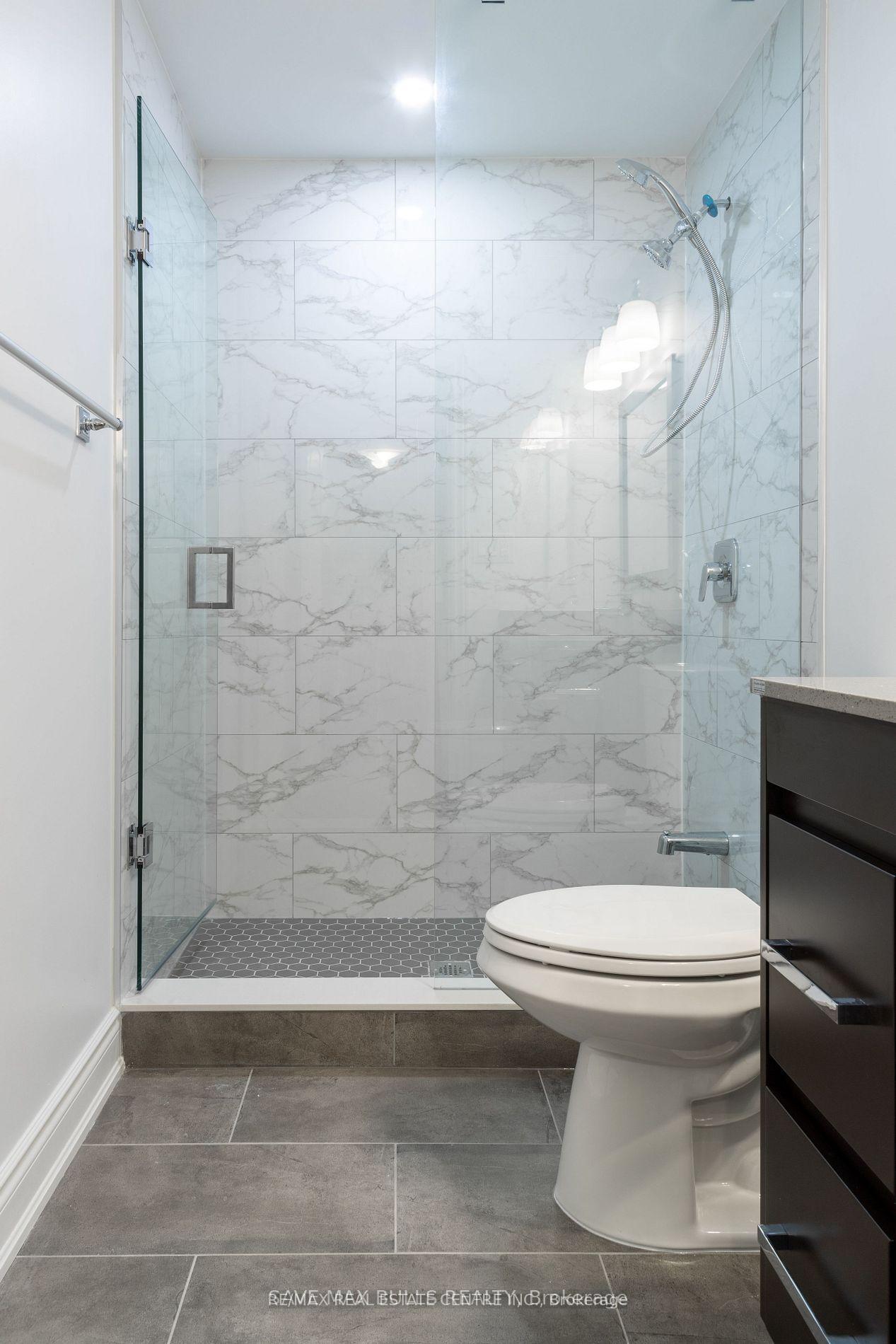 Photo 4 of Unit Bsmt, 24 Vineyard Drive, Brampton, Brampton West — HOMEH