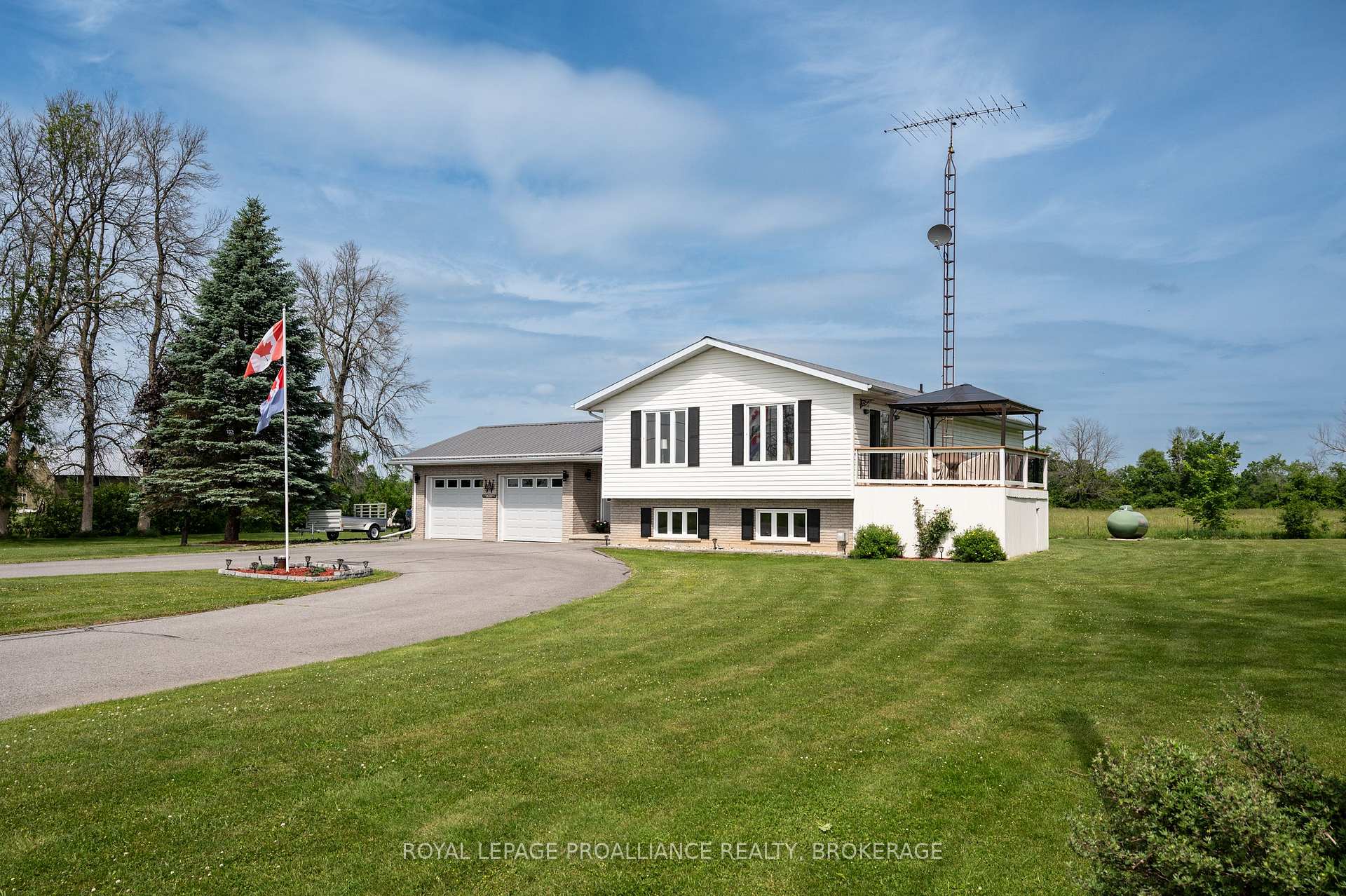 Photo 1 of 4696 Watson Road, Frontenac, Frontenac South — HOMEH