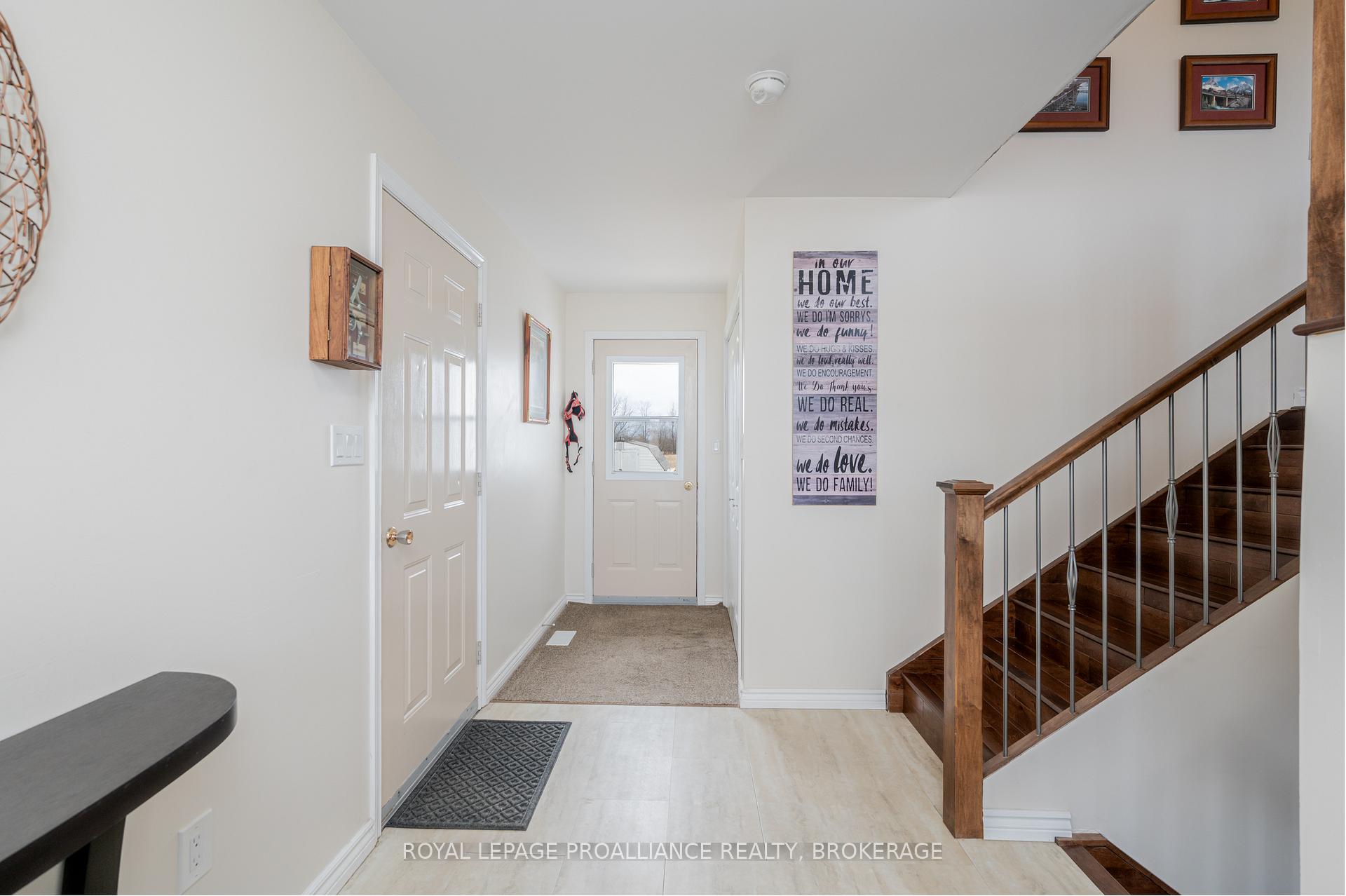 Photo 5 of 4696 Watson Road, Frontenac, Frontenac South — HOMEH