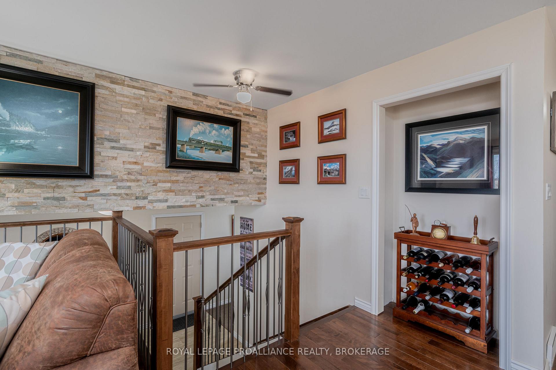 Photo 7 of 4696 Watson Road, Frontenac, Frontenac South — HOMEH
