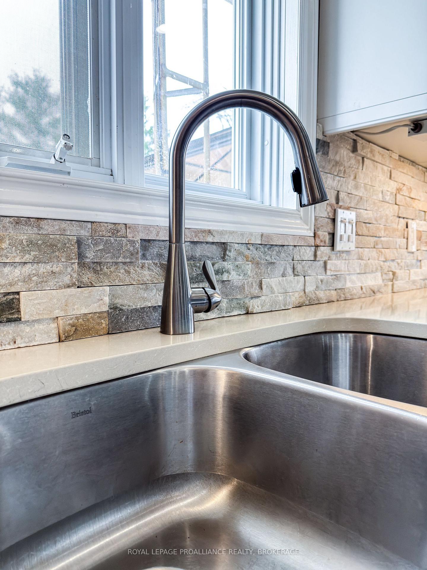 Photo 10 of 4696 Watson Road, Frontenac, Frontenac South — HOMEH