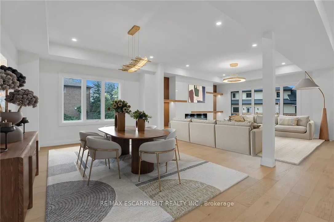 Photo 18 of 386 Southcote Road, Hamilton, Meadowlands — HOMEH