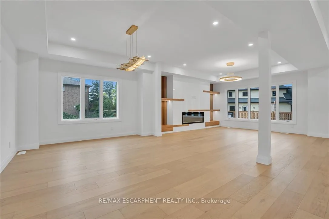 Photo 128 of 386 Southcote Road, Hamilton, Meadowlands — HOMEH