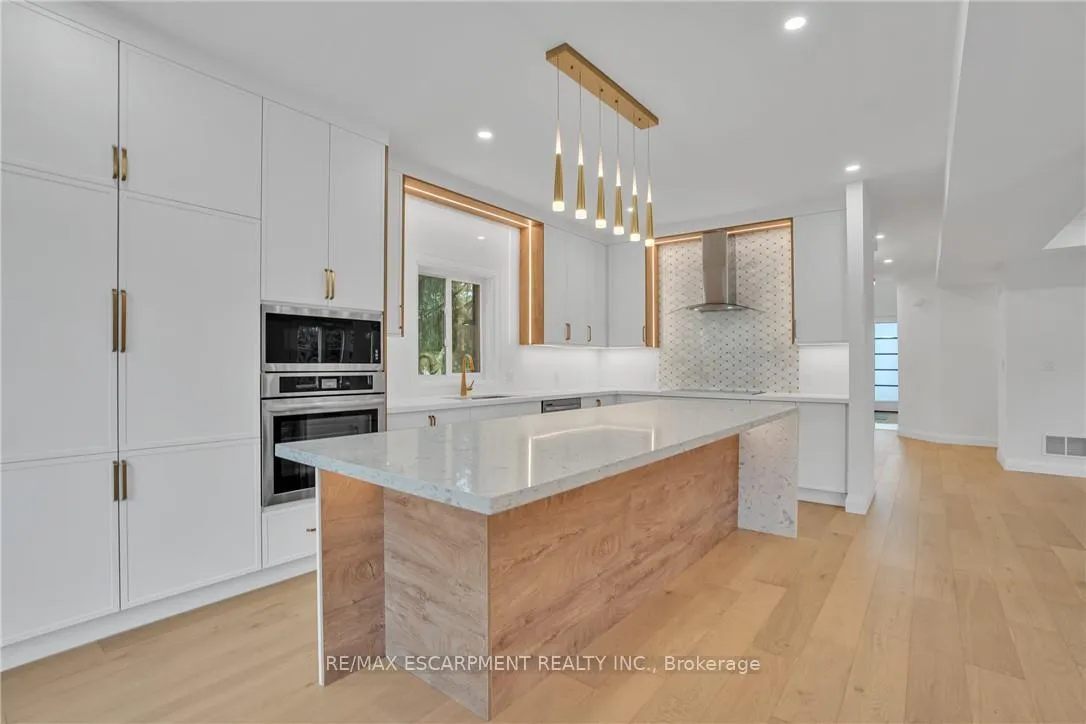 Photo 179 of 386 Southcote Road, Hamilton, Meadowlands — HOMEH