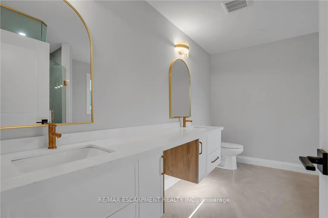 Photo 307 of 386 Southcote Road, Hamilton, Meadowlands — HOMEH