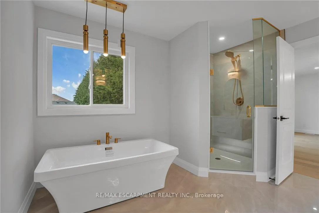 Photo 309 of 386 Southcote Road, Hamilton, Meadowlands — HOMEH