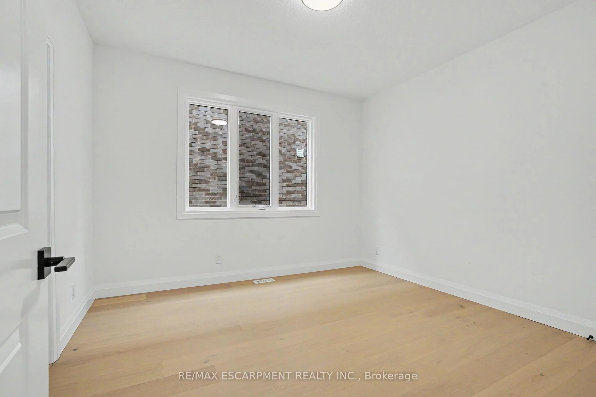 Photo 70 of 386 Southcote Road, Hamilton, Meadowlands — HOMEH