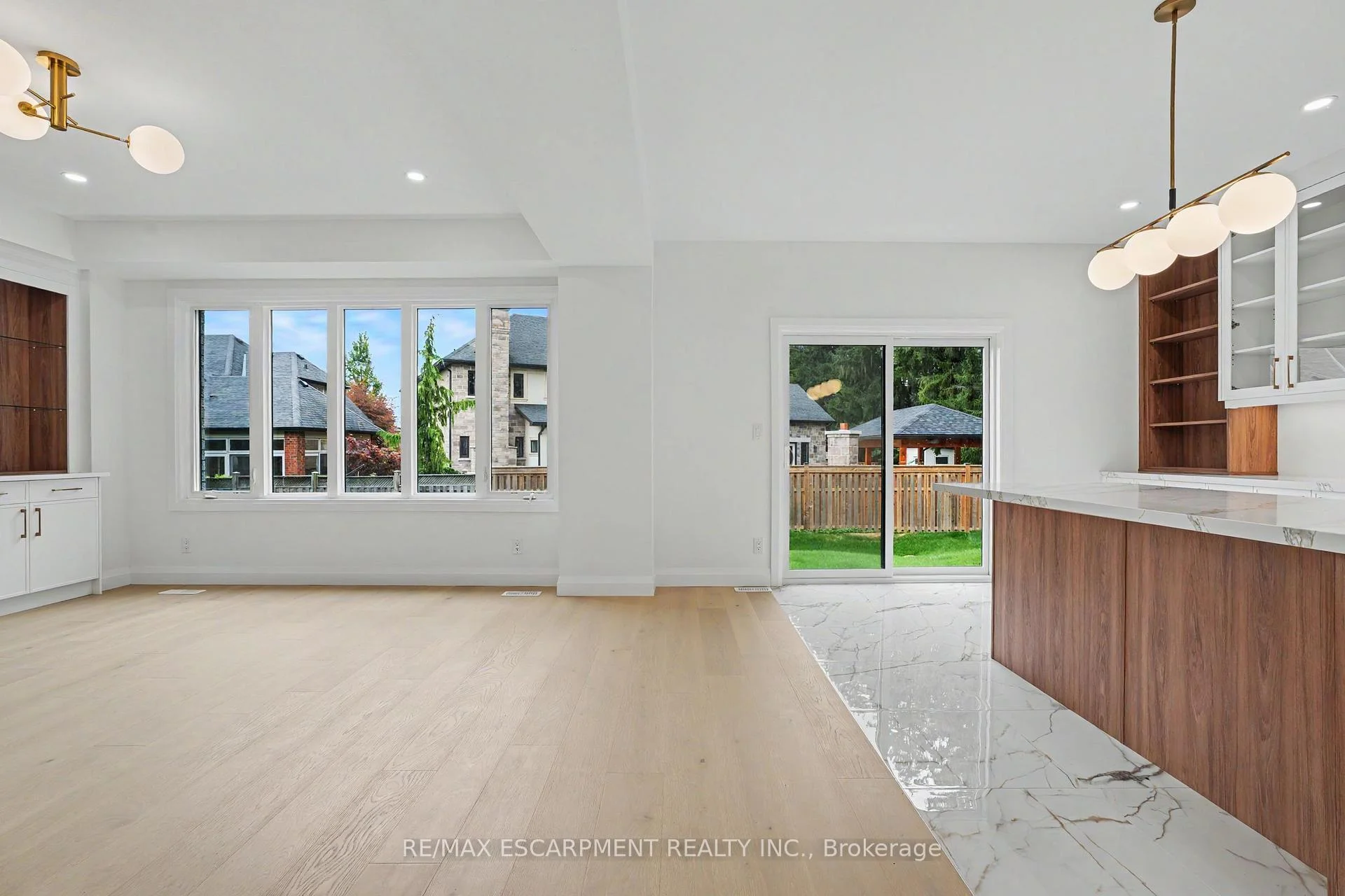 Photo 86 of 386 Southcote Road, Hamilton, Meadowlands — HOMEH