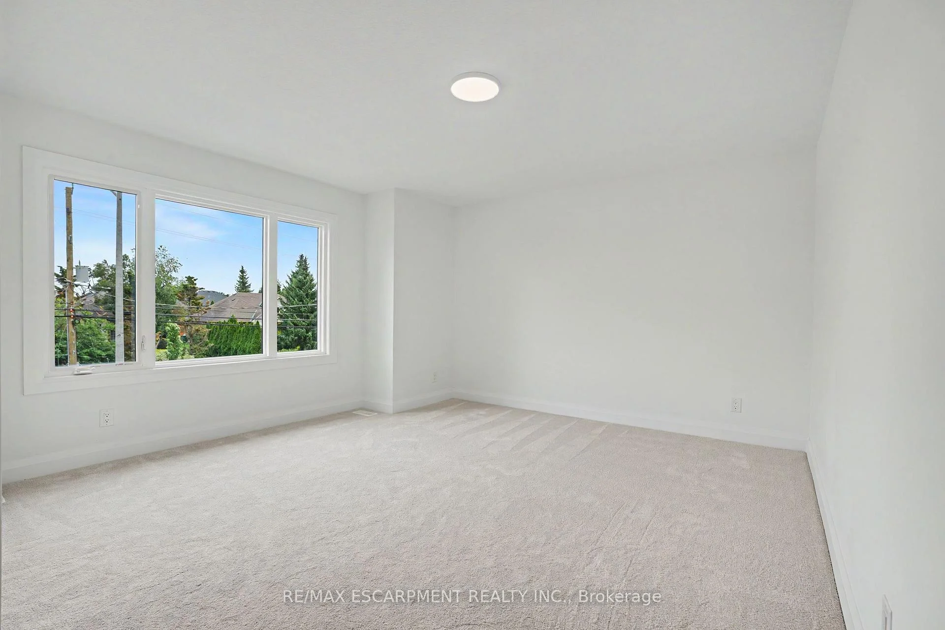 Photo 164 of 386 Southcote Road, Hamilton, Meadowlands — HOMEH