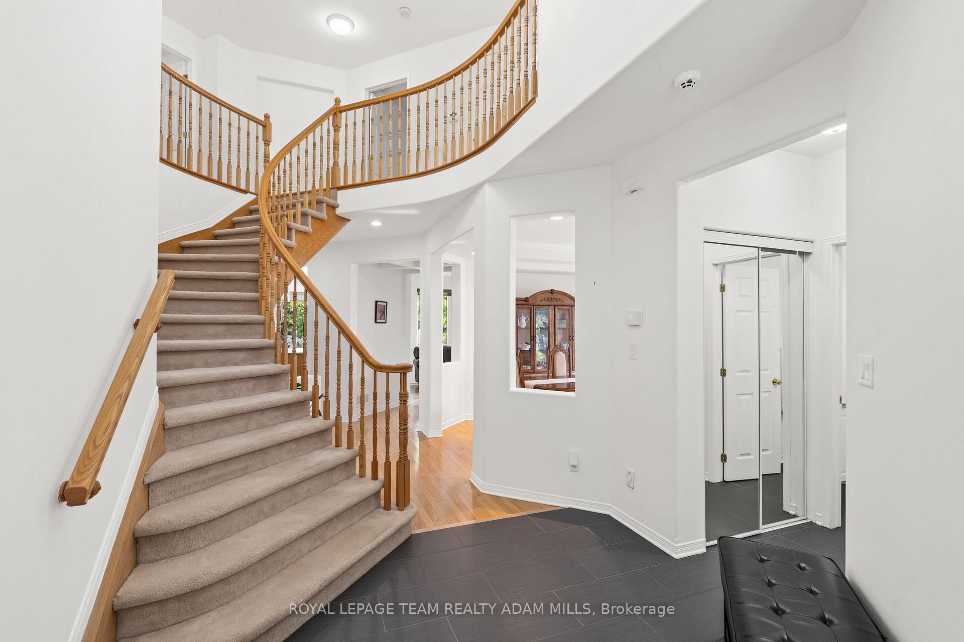 Photo 6 of 107 Riverstone Drive, Ottawa, Barrhaven - Stonebridge — HOMEH