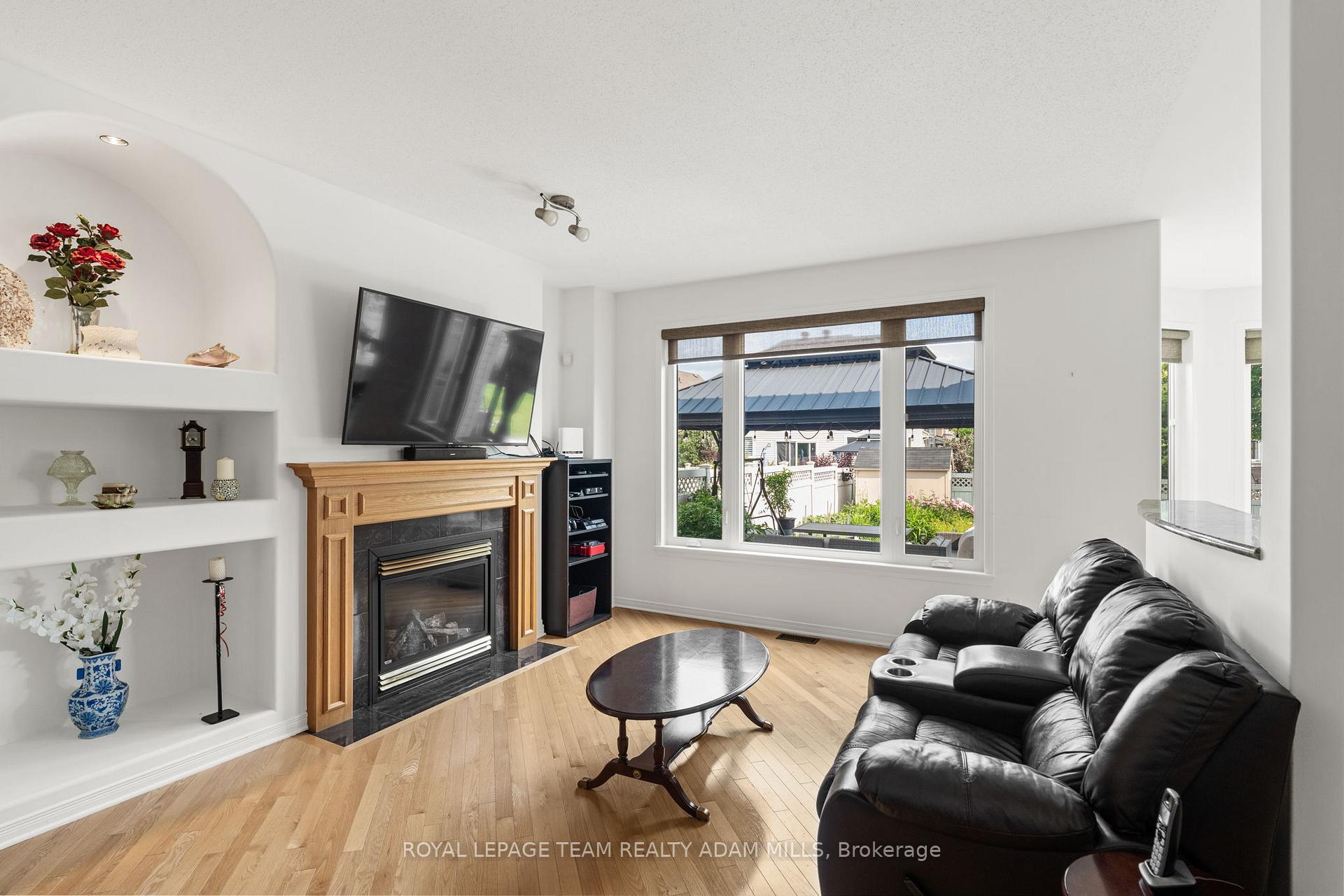 Photo 9 of 107 Riverstone Drive, Ottawa, Barrhaven - Stonebridge — HOMEH
