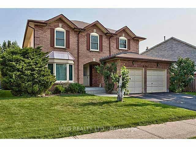 Photo 1 of 3271 Mead Crescent, Burlington, Headon — HOMEH
