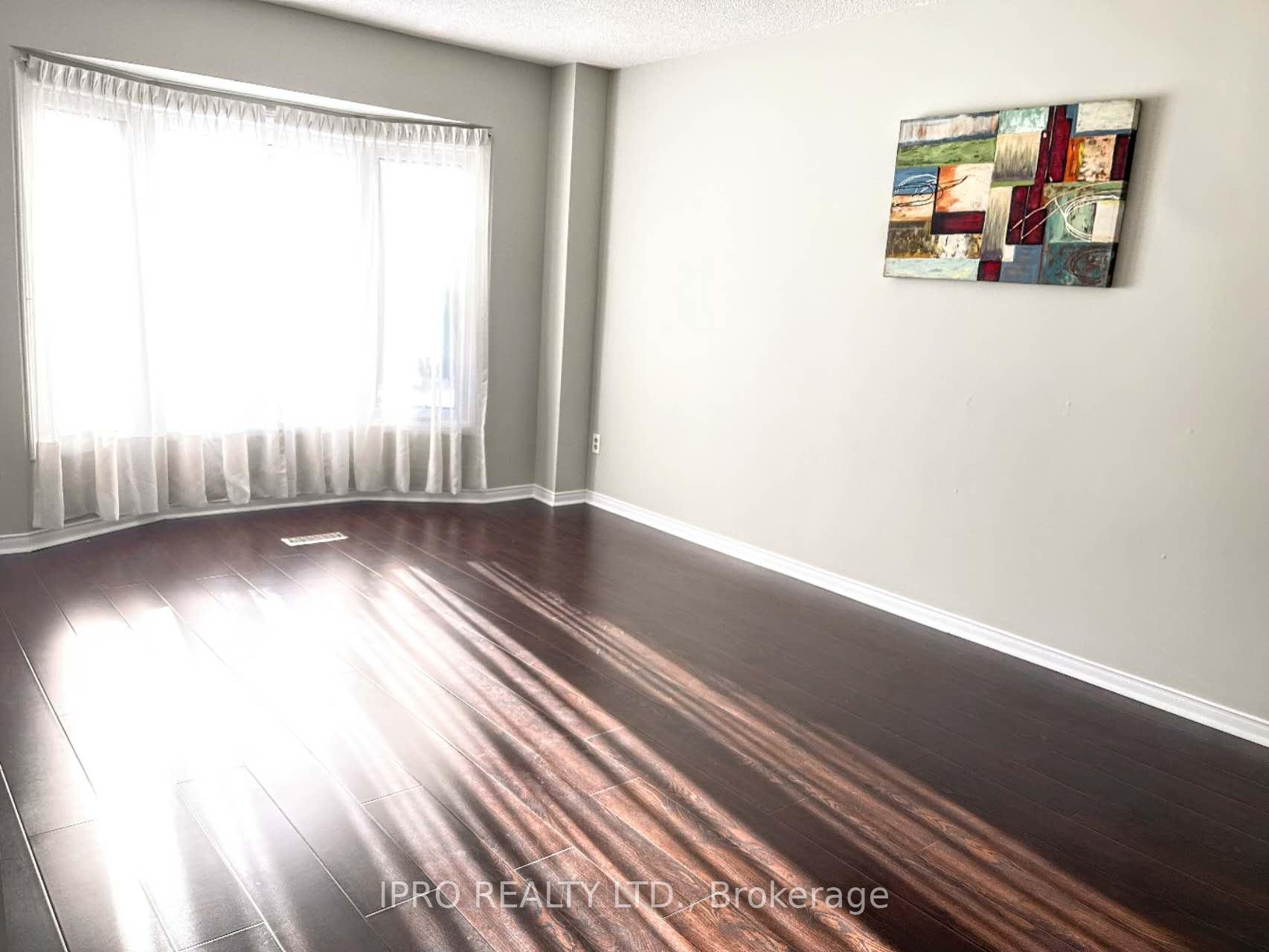 Photo 8 of 3271 Mead Crescent, Burlington, Headon — HOMEH