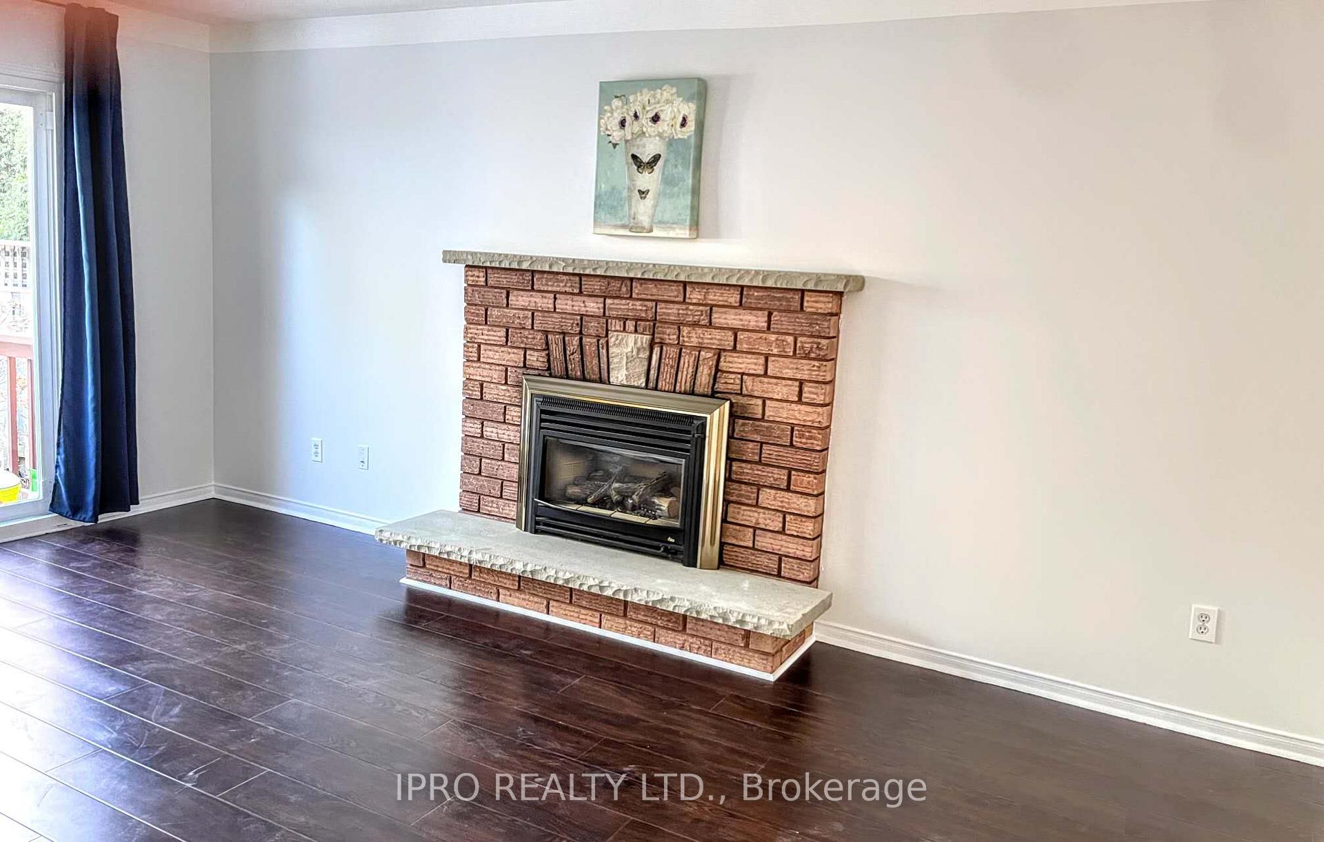 Photo 9 of 3271 Mead Crescent, Burlington, Headon — HOMEH