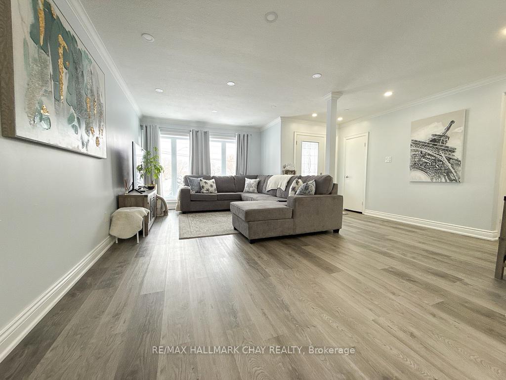 Photo 7 of 77 Steel Street, Barrie, Codrington — HOMEH