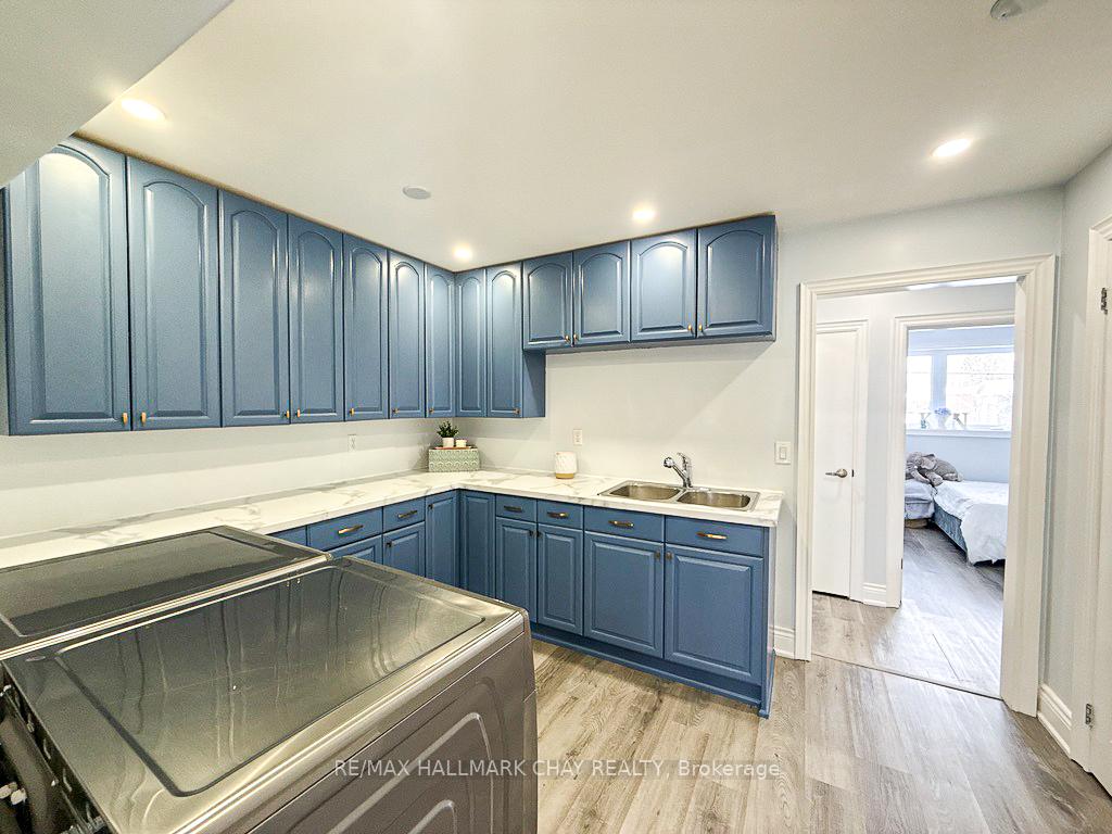 Photo 13 of 77 Steel Street, Barrie, Codrington — HOMEH