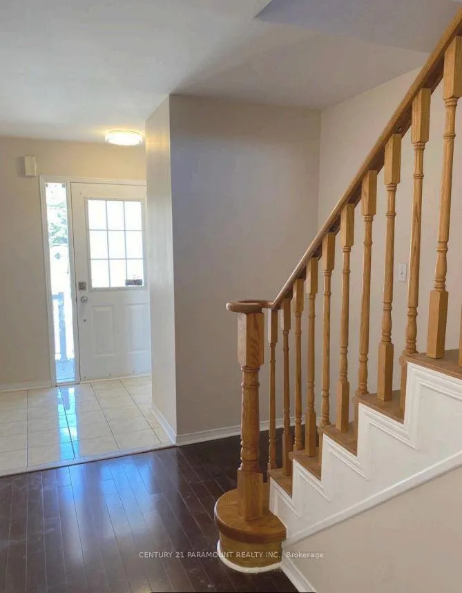 Photo 9 of Unit Upper, 23 Sunnybrook Crescent, Brampton, Fletcher's Meadow — HOMEH