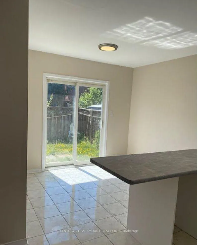 Photo 28 of Unit Upper, 23 Sunnybrook Crescent, Brampton, Fletcher's Meadow — HOMEH
