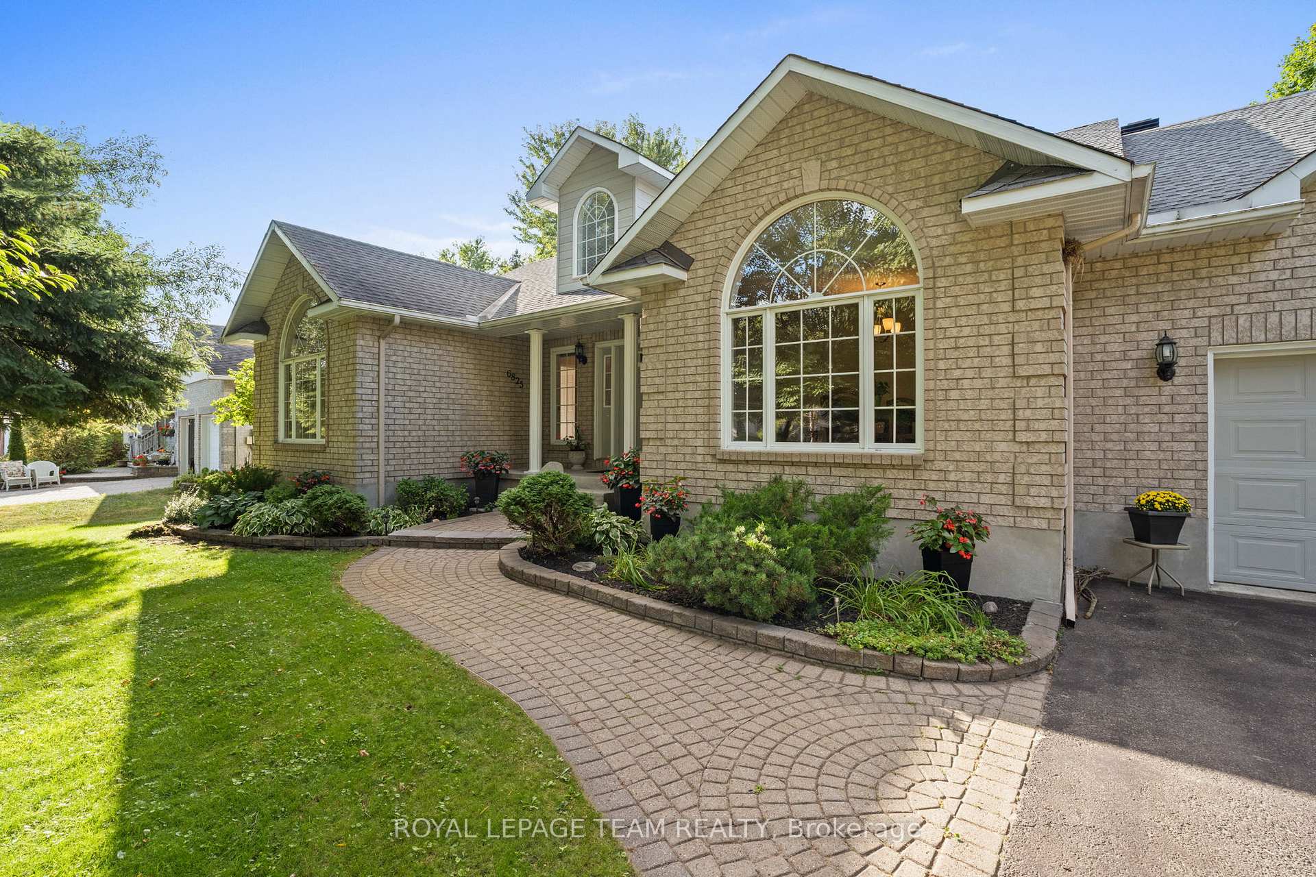 Photo 3 of 6825 Sunset Boulevard, Ottawa, Greely — HOMEH