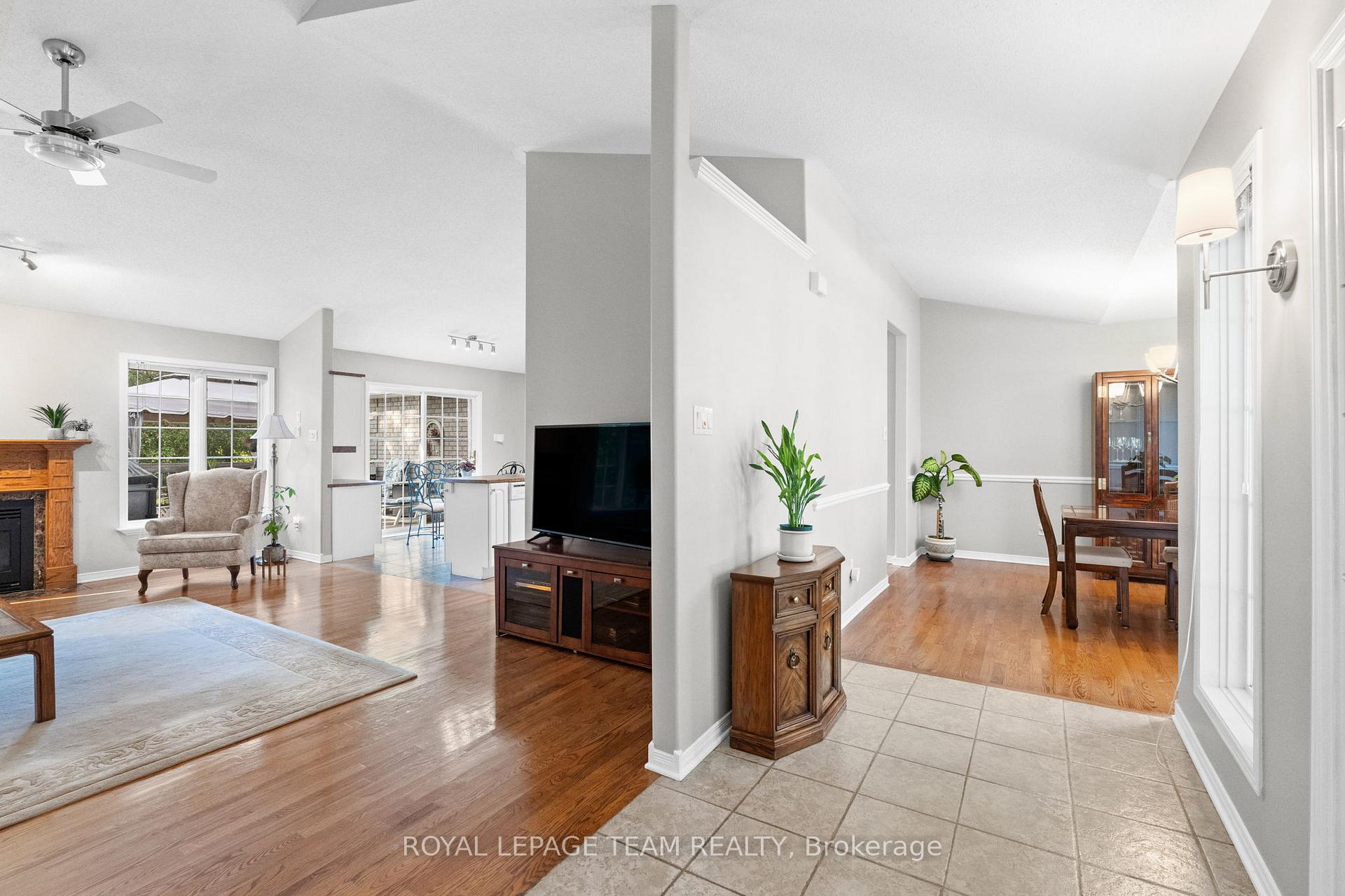 Photo 6 of 6825 Sunset Boulevard, Ottawa, Greely — HOMEH