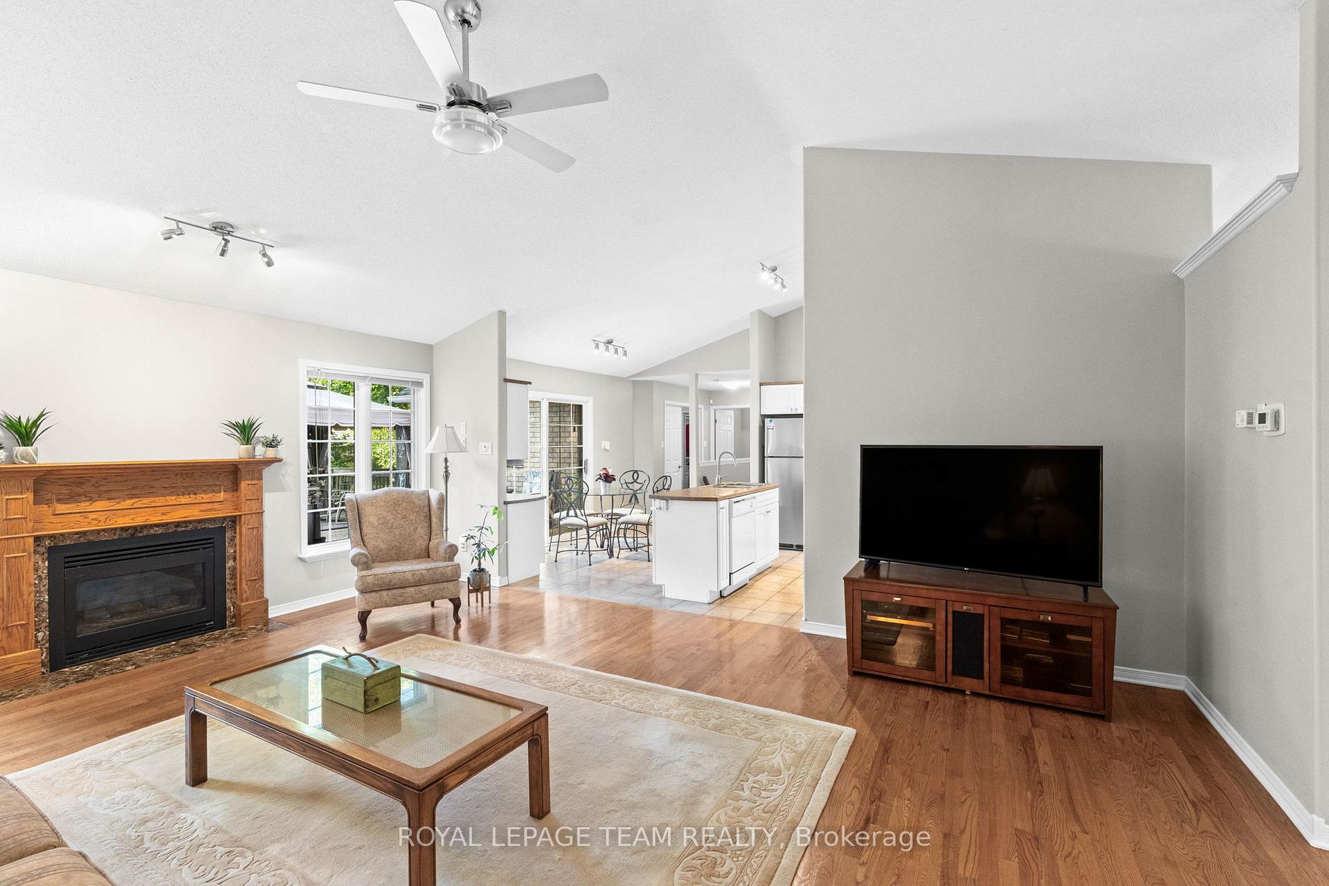 Photo 8 of 6825 Sunset Boulevard, Ottawa, Greely — HOMEH