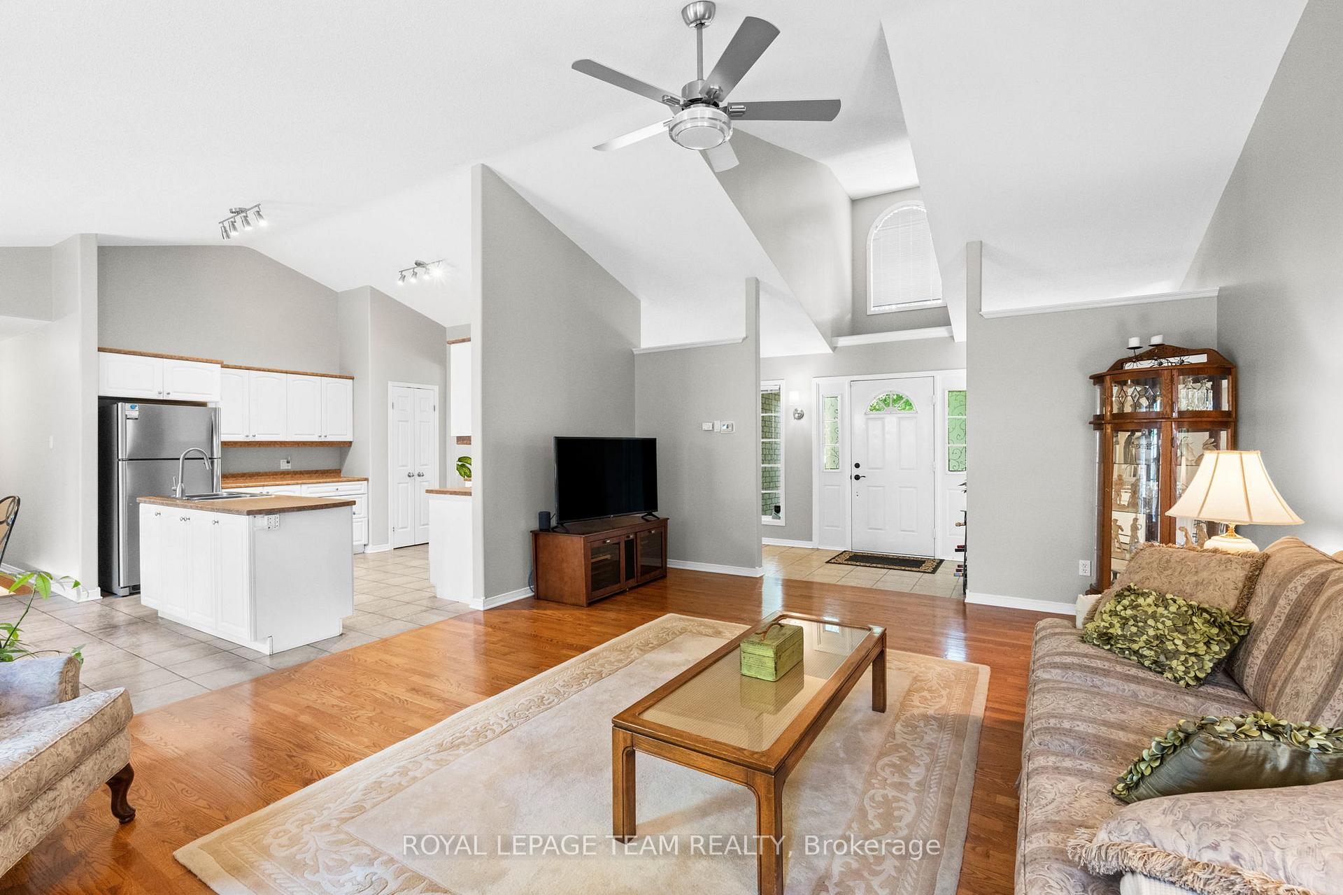 Photo 10 of 6825 Sunset Boulevard, Ottawa, Greely — HOMEH