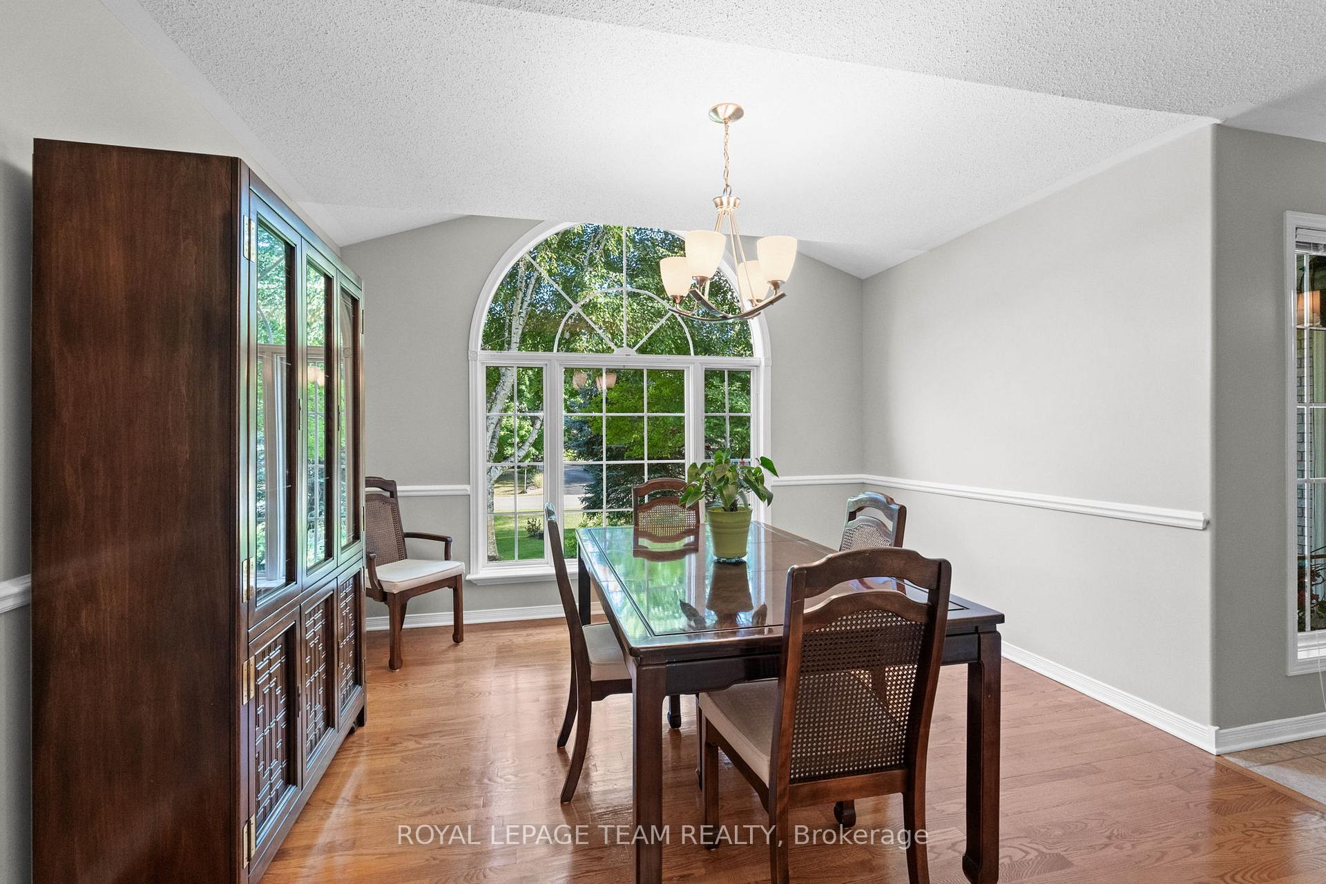 Photo 18 of 6825 Sunset Boulevard, Ottawa, Greely — HOMEH